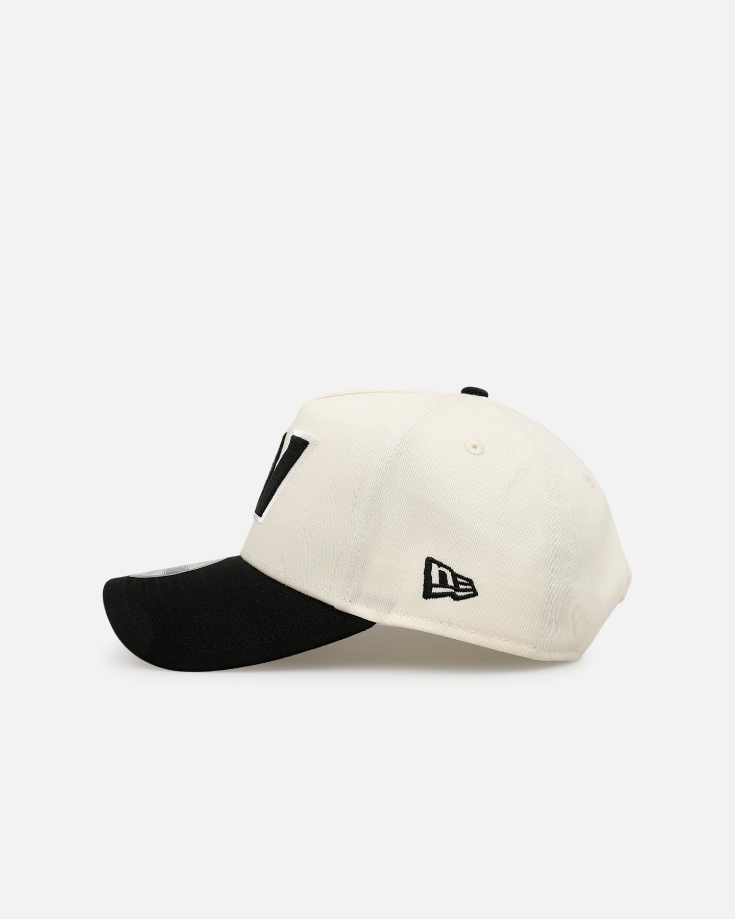 New Era Washington Commanders Easy Chrome Black 9FORTY A - Frame Snapback Chrome/Black