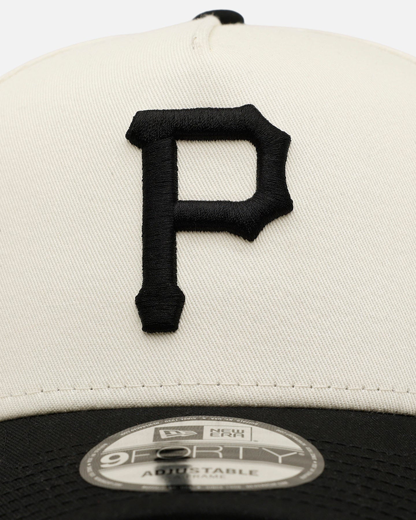 New Era Pittsburgh Pirates Easy Chrome Black 9FORTY A - Frame Snapback Chrome/Black