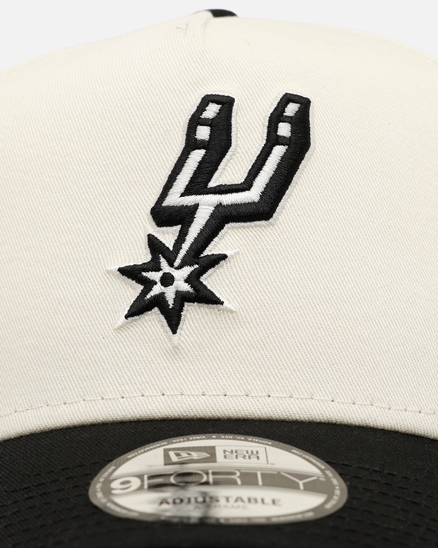 New Era San Antonio Spurs Easy Chrome Black 9FORTY A - Frame Snapback Chrome/Black