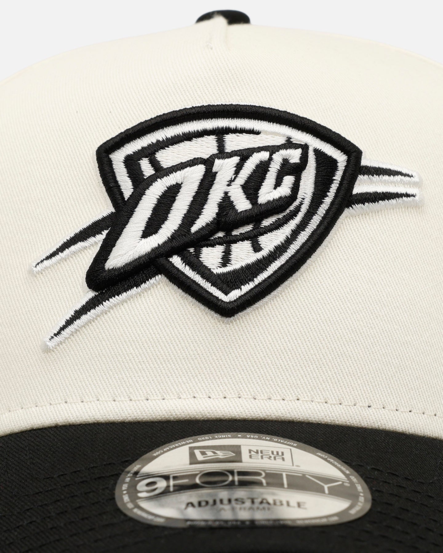 New Era Oklahoma City Thunder Easy Chrome Black 9FORTY A - Frame Snapback Chrome/Black
