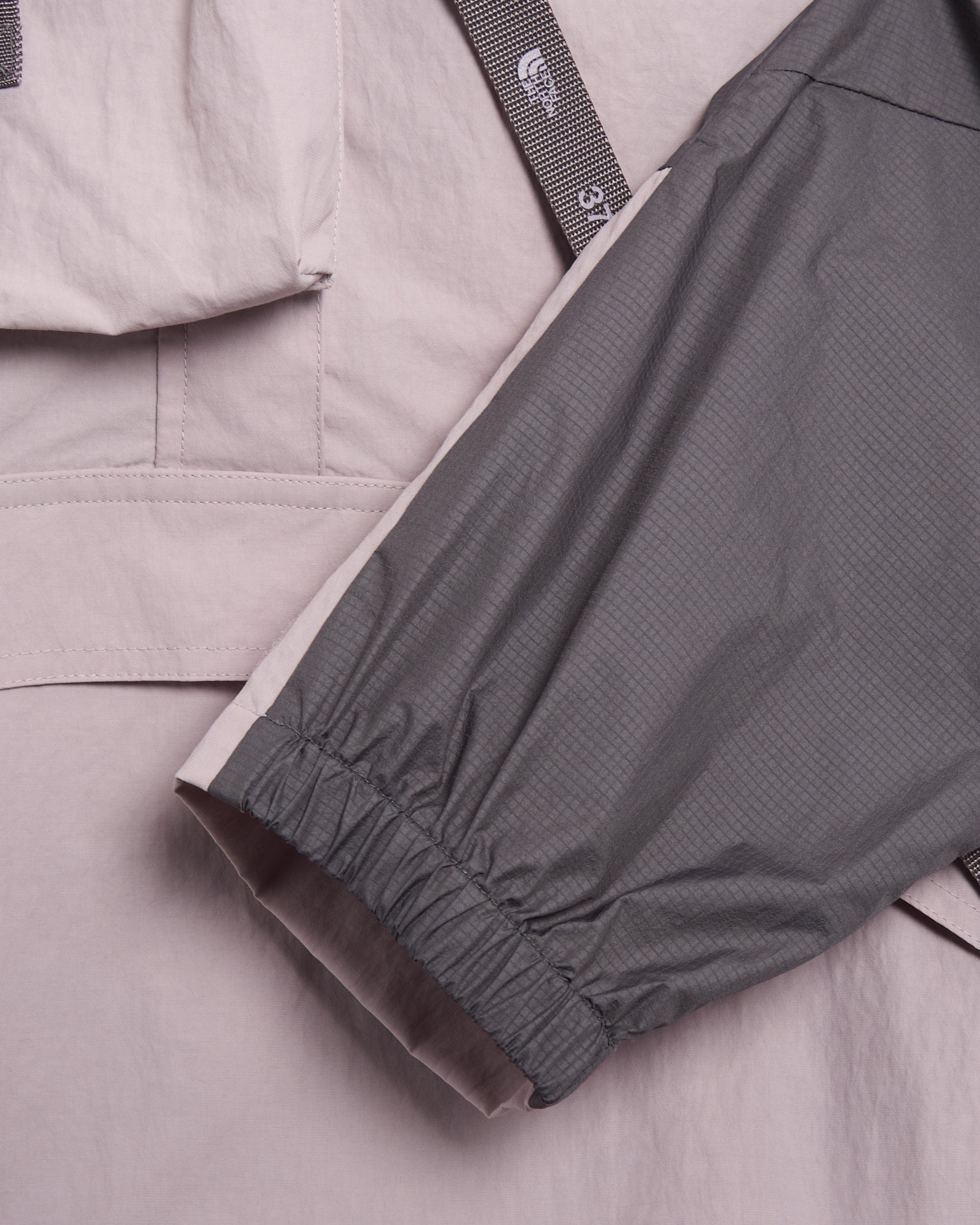 The North Face Chaqueta impermeable The North Face Lightweight para hombre
