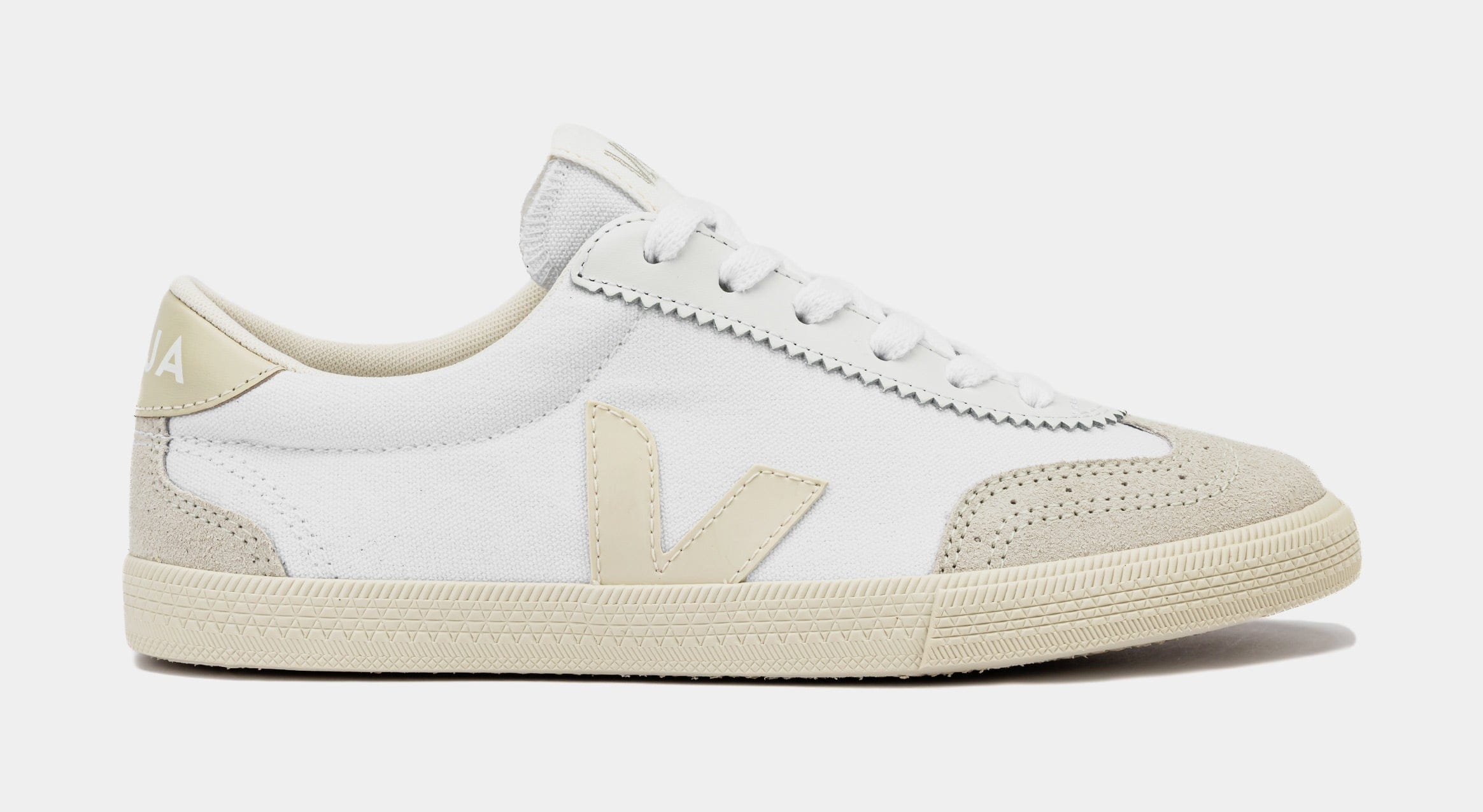 VEJA Volley Canvas Womens Lifestyle Shoes (White/Beige)