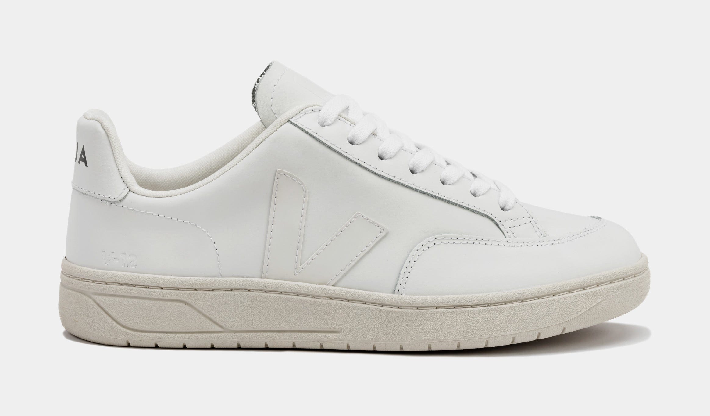 VEJA V - 12 Womens Lifestyle Shoes (White)