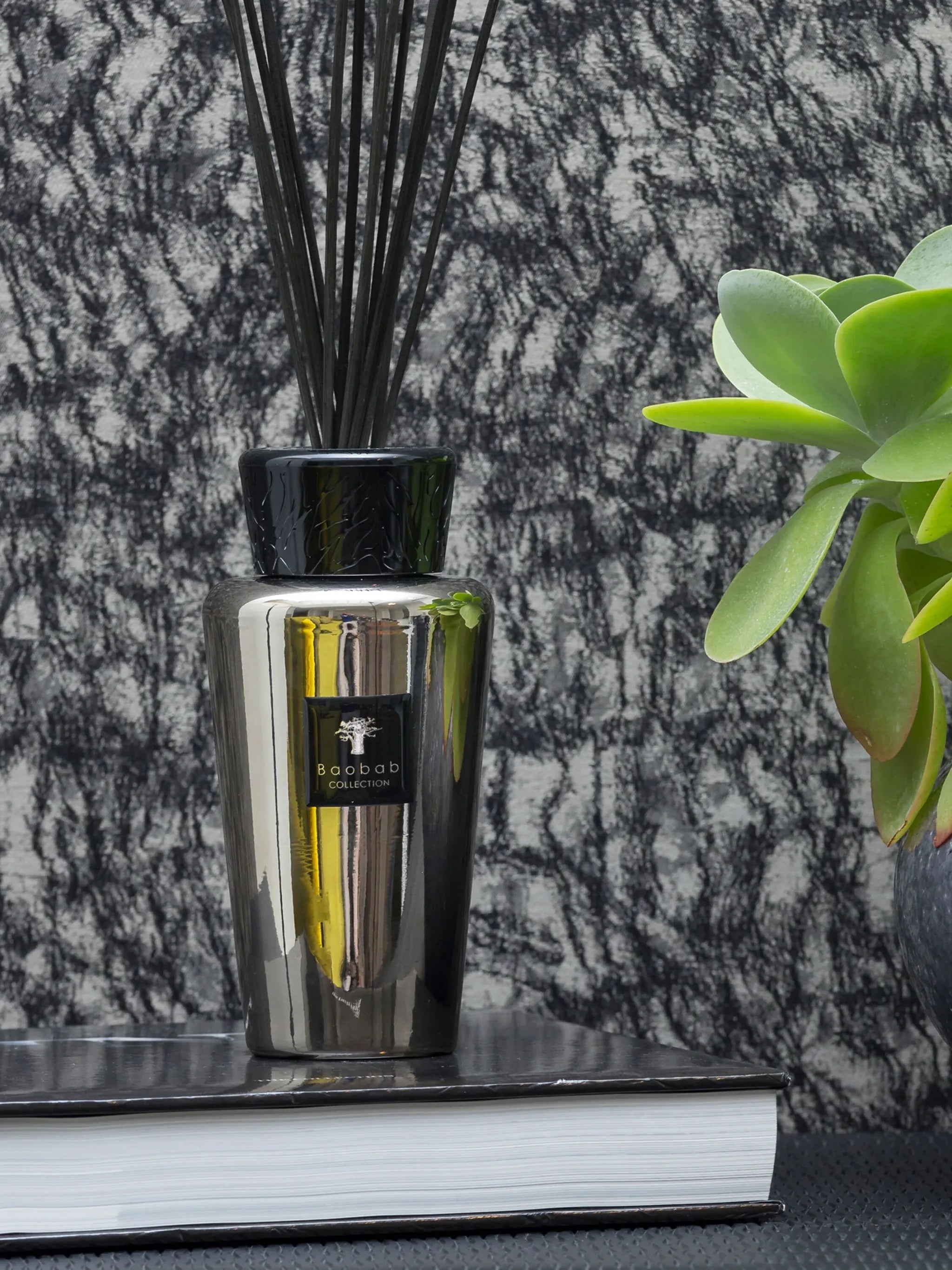 Baobab Collection Platinum reed perfume diffuser (500 ml)