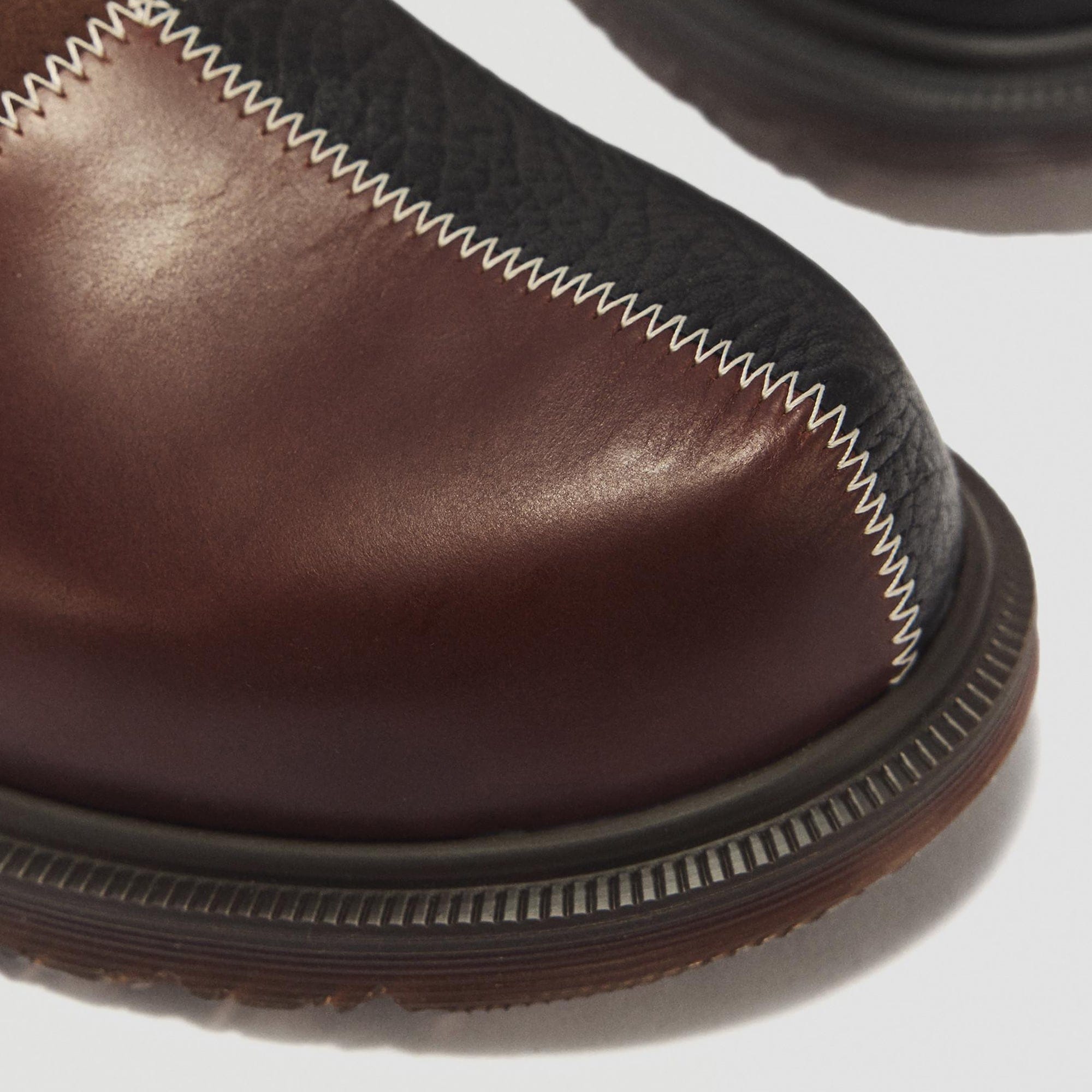 Dr Martens Mens San Mula Shoes