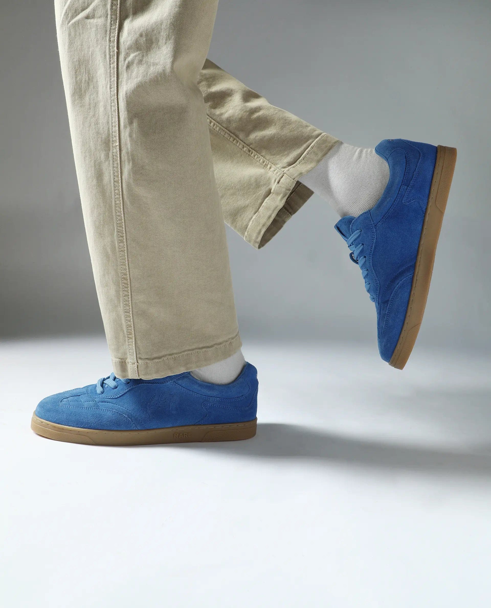 RAREZ Rare Rabbit Men's Burnie Blue Lace - Up Closure Suede Sneaker