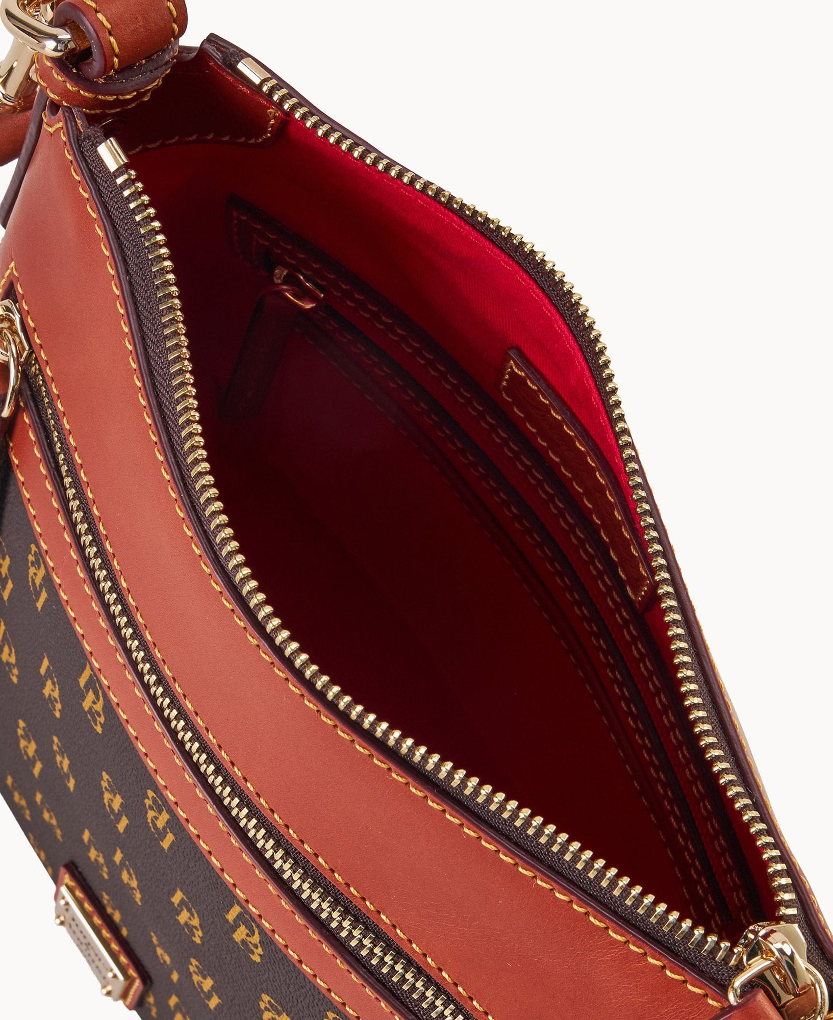 Dooney & Bourke Gretta Crossbody 25