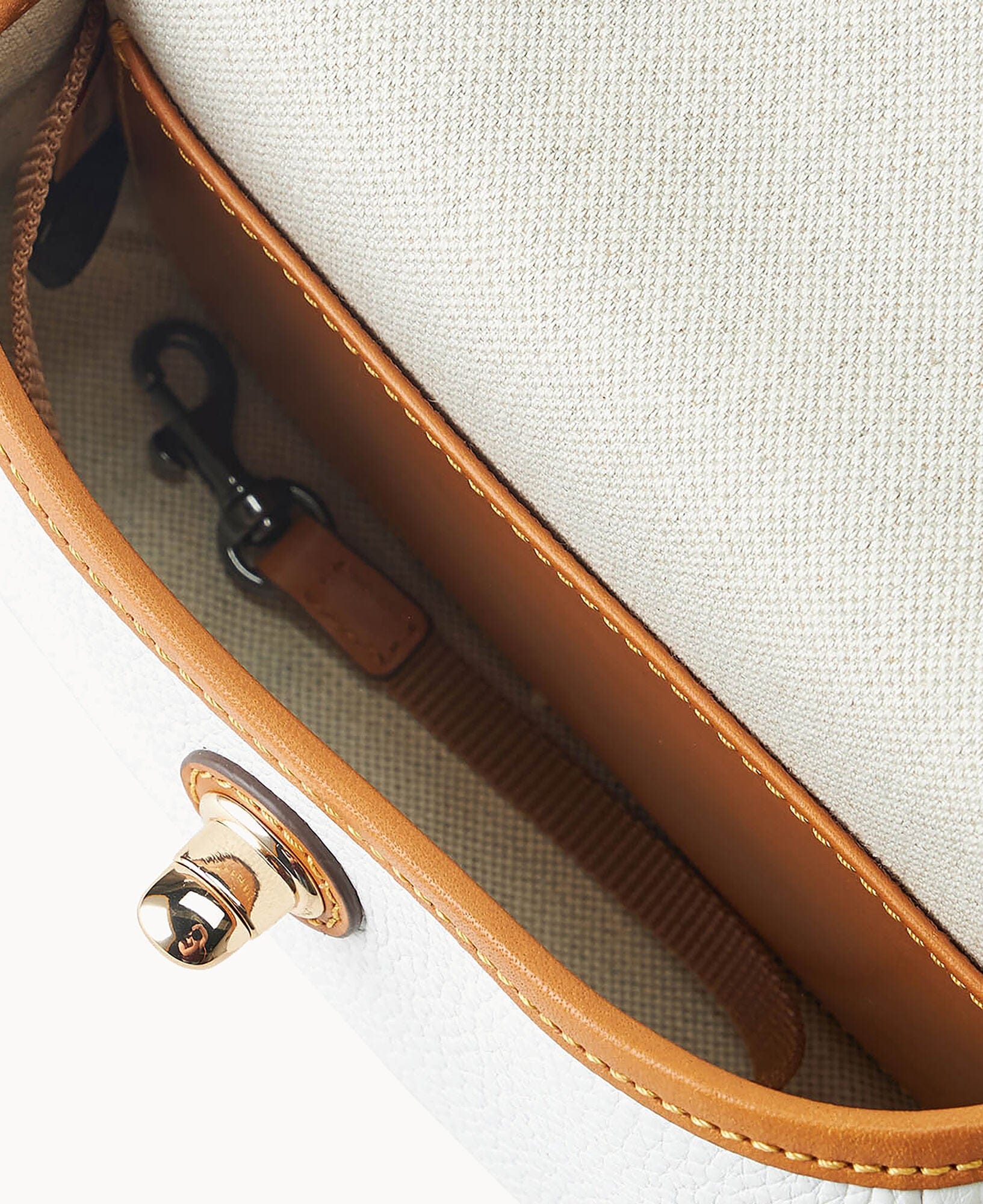 Dooney & Bourke Pebble Grain Turnlock Crossbody 22
