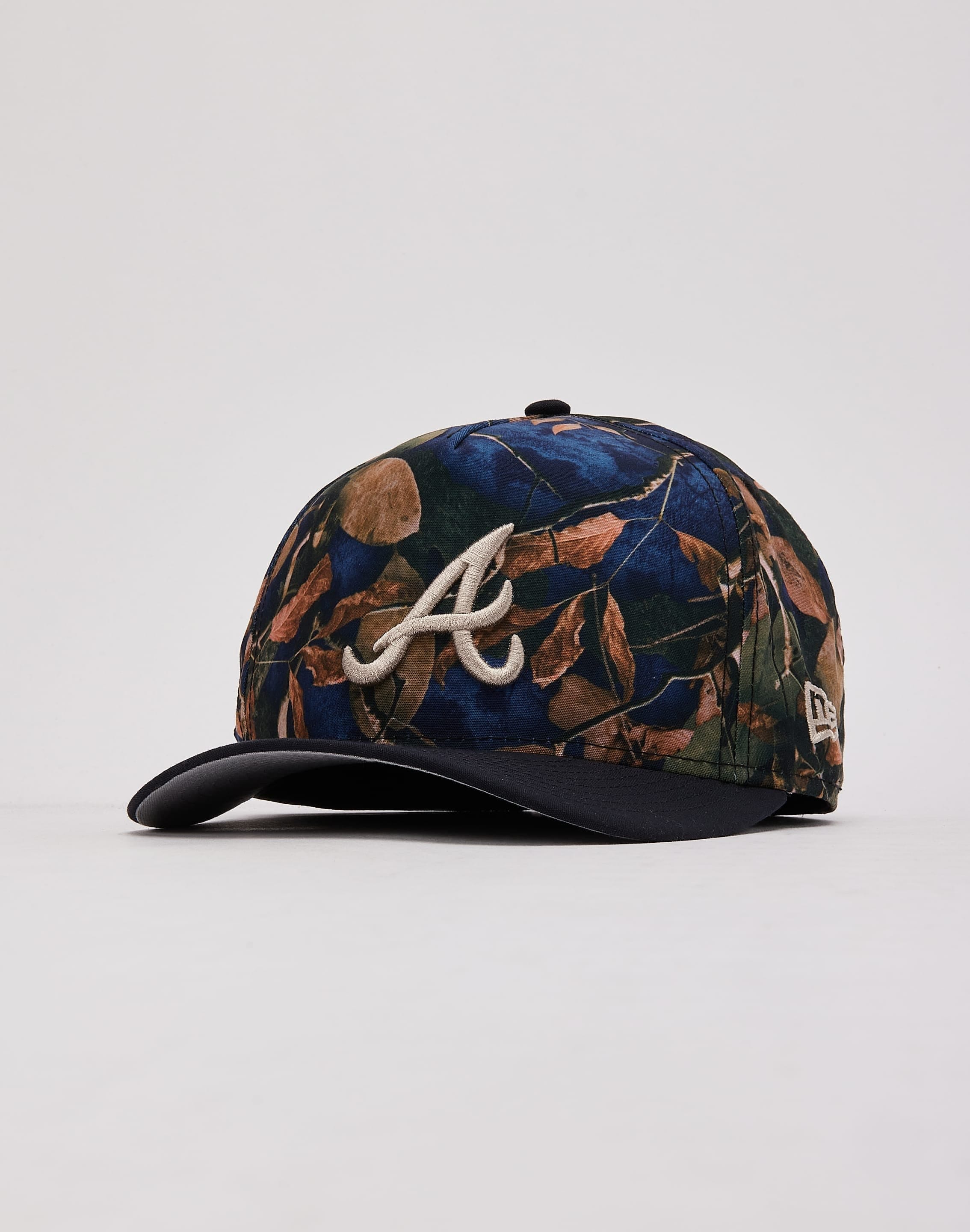 New Era MLB Atlanta Braves Leaves 9Fifty A - Frame Snapback Hat