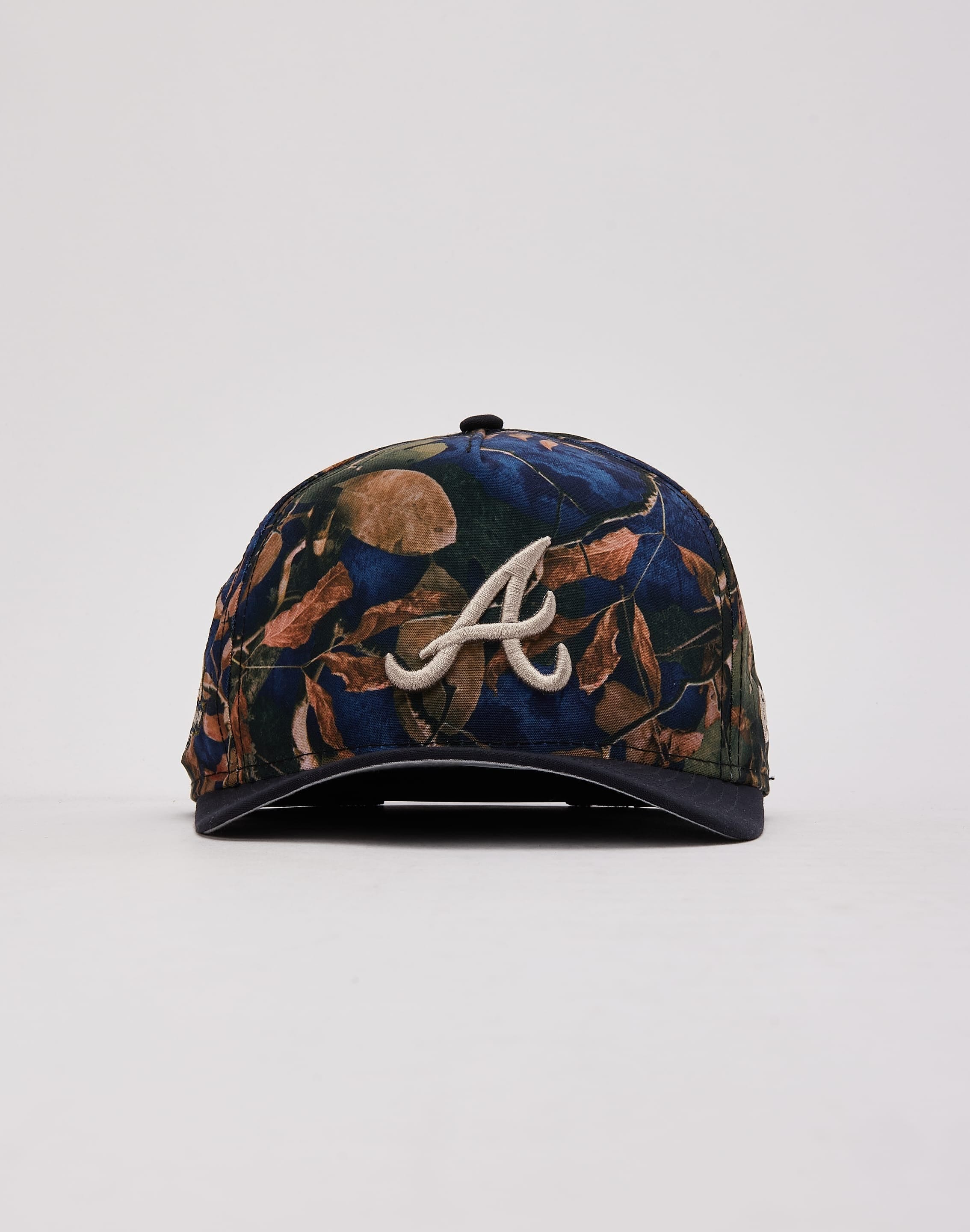 New Era MLB Atlanta Braves Leaves 9Fifty A - Frame Snapback Hat