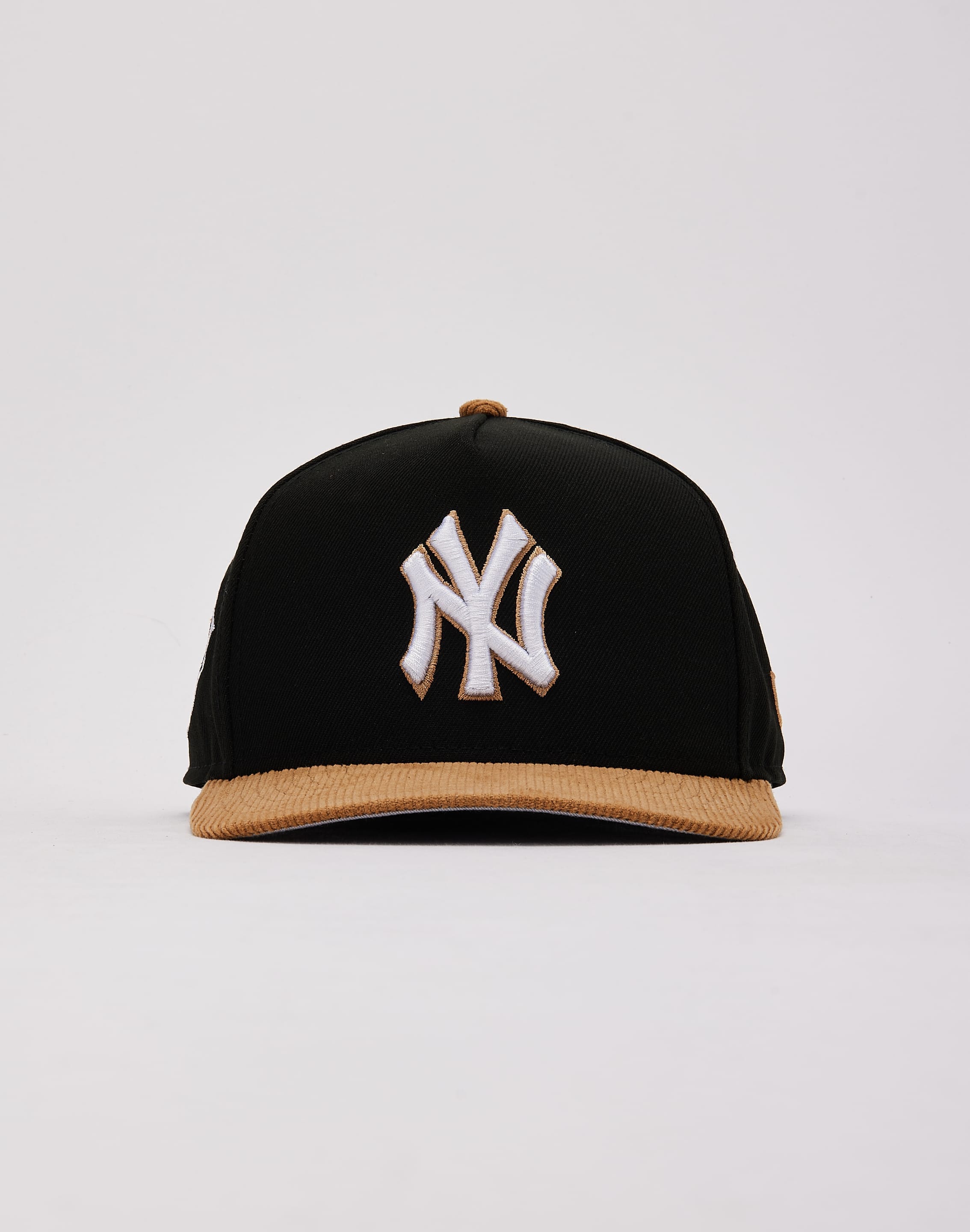 New Era MLB New York Yankees Corduroy 9Fifty A - Frame Snapback