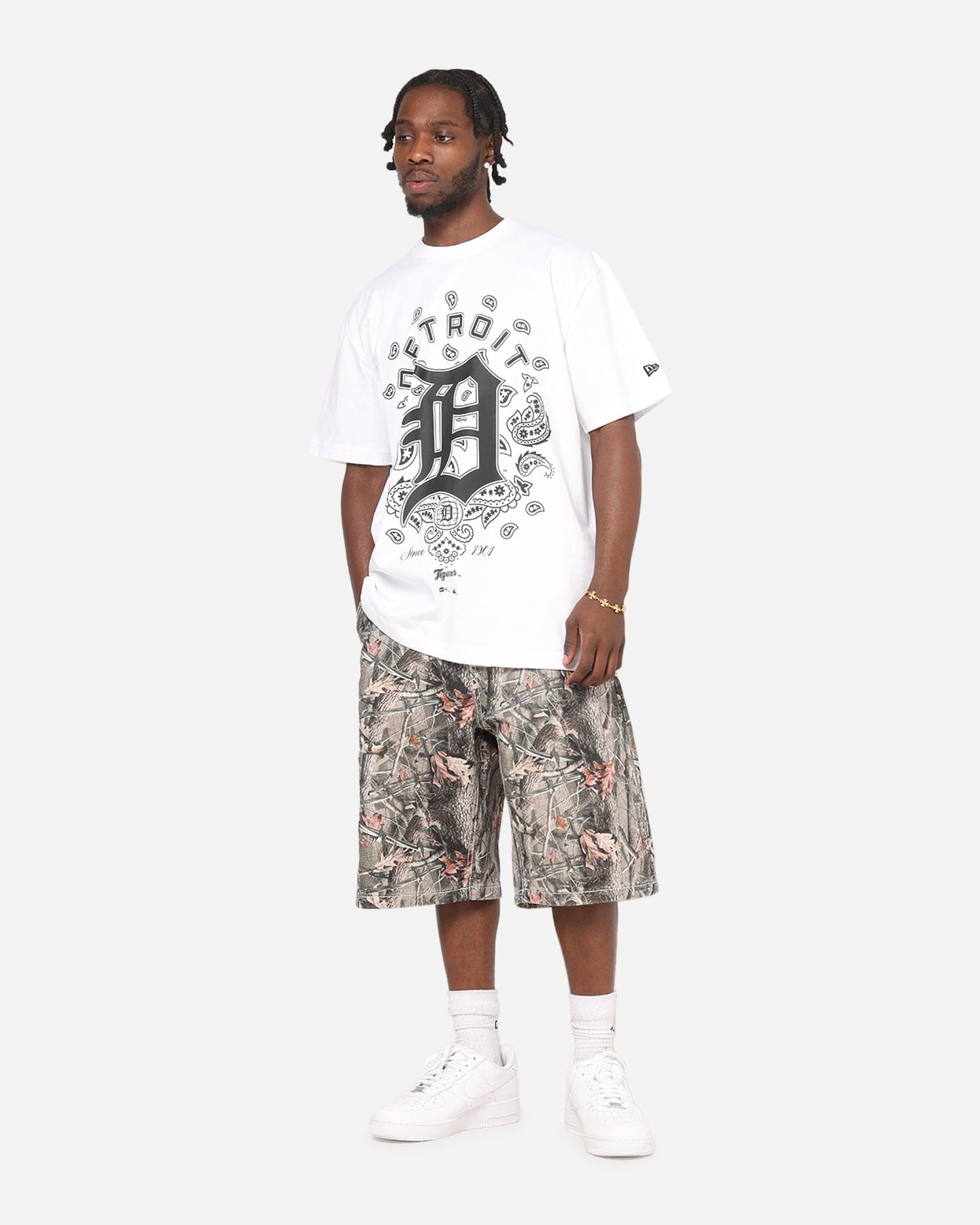New Era Detroit Tigers Paisley Oversized T - Shirt White