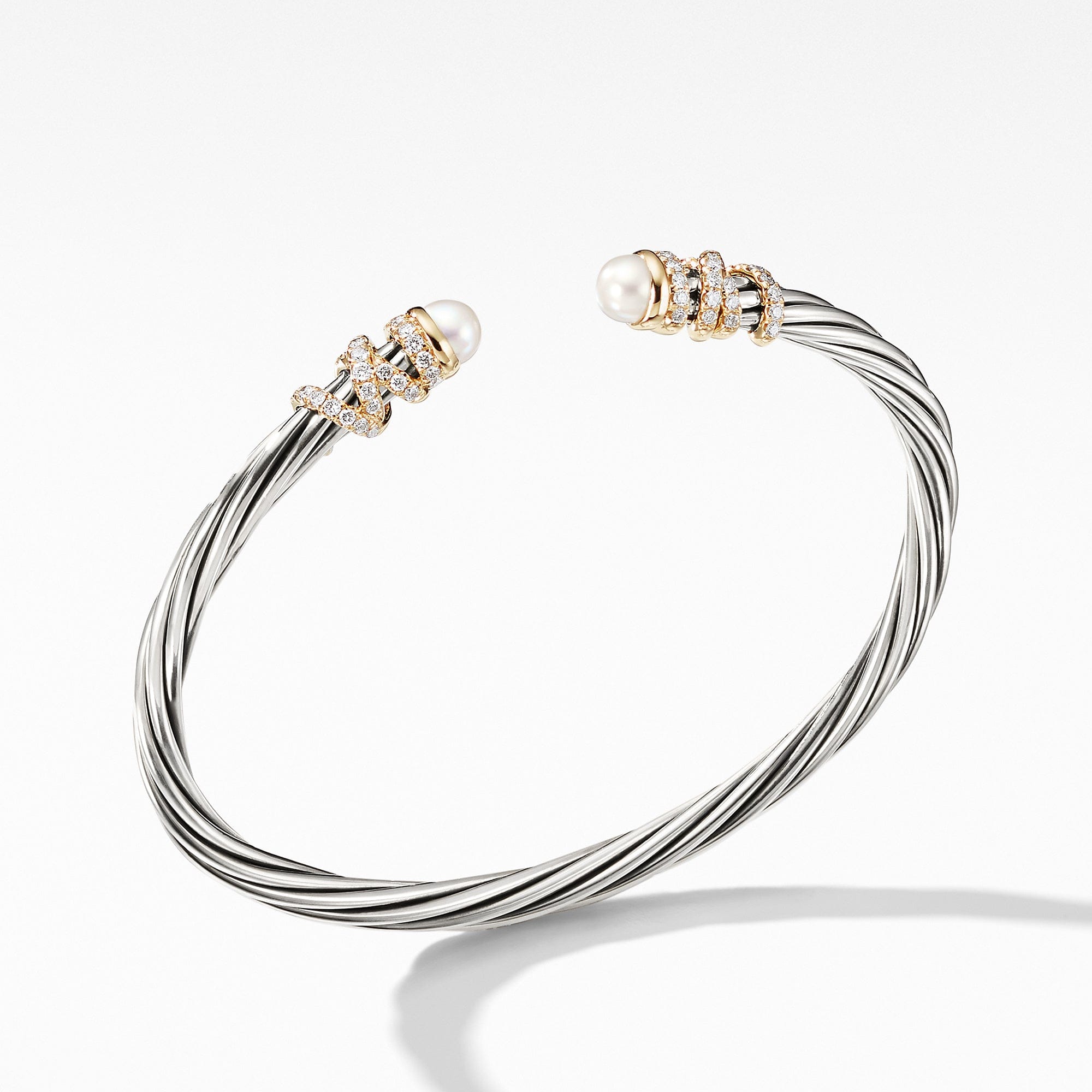 David Yurman Helena End Station Bracelet with Pearls, Diamonds and 18K Gold, 4 mm, Size Medium