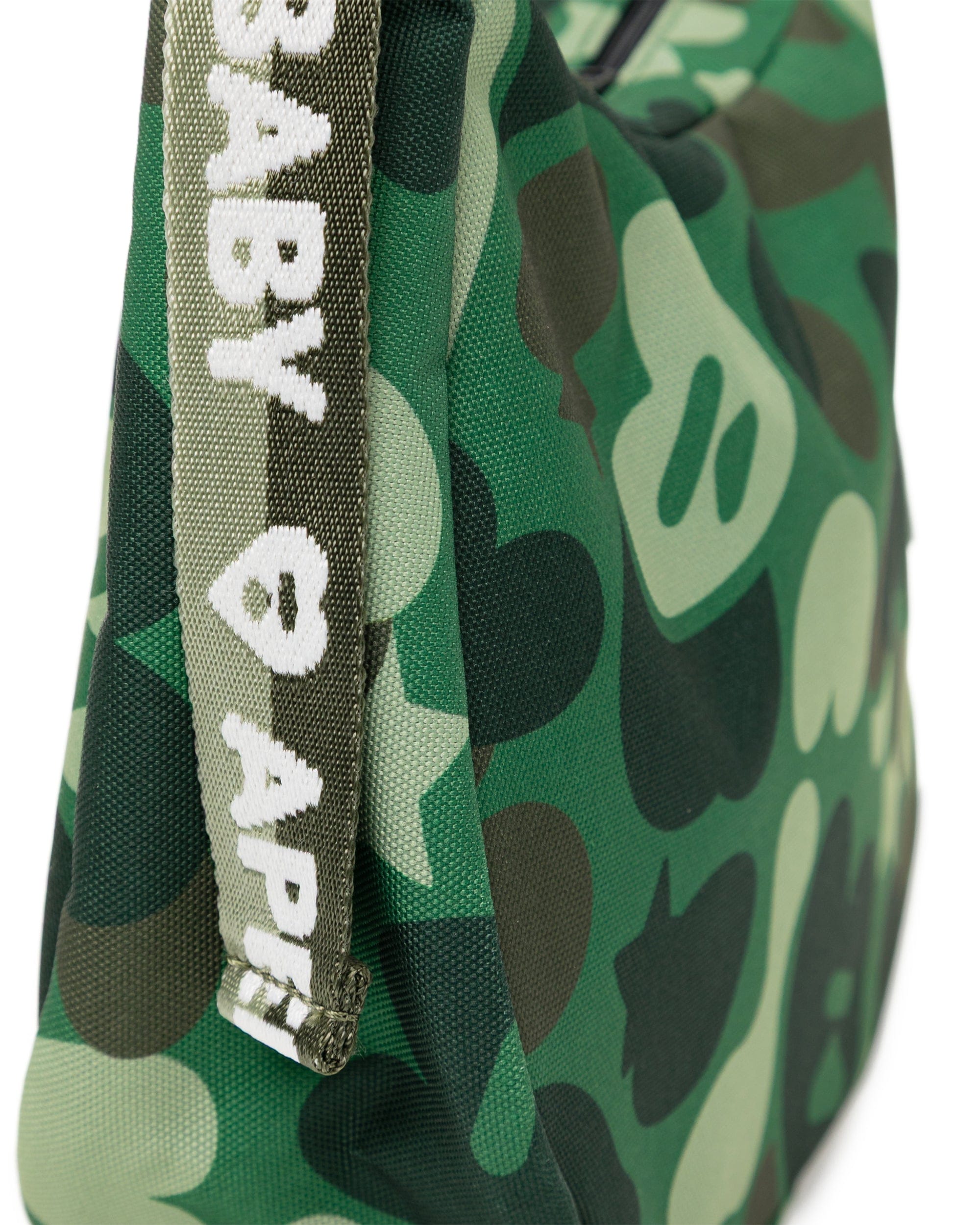 APEE Heart badge crossbody camo mini bag