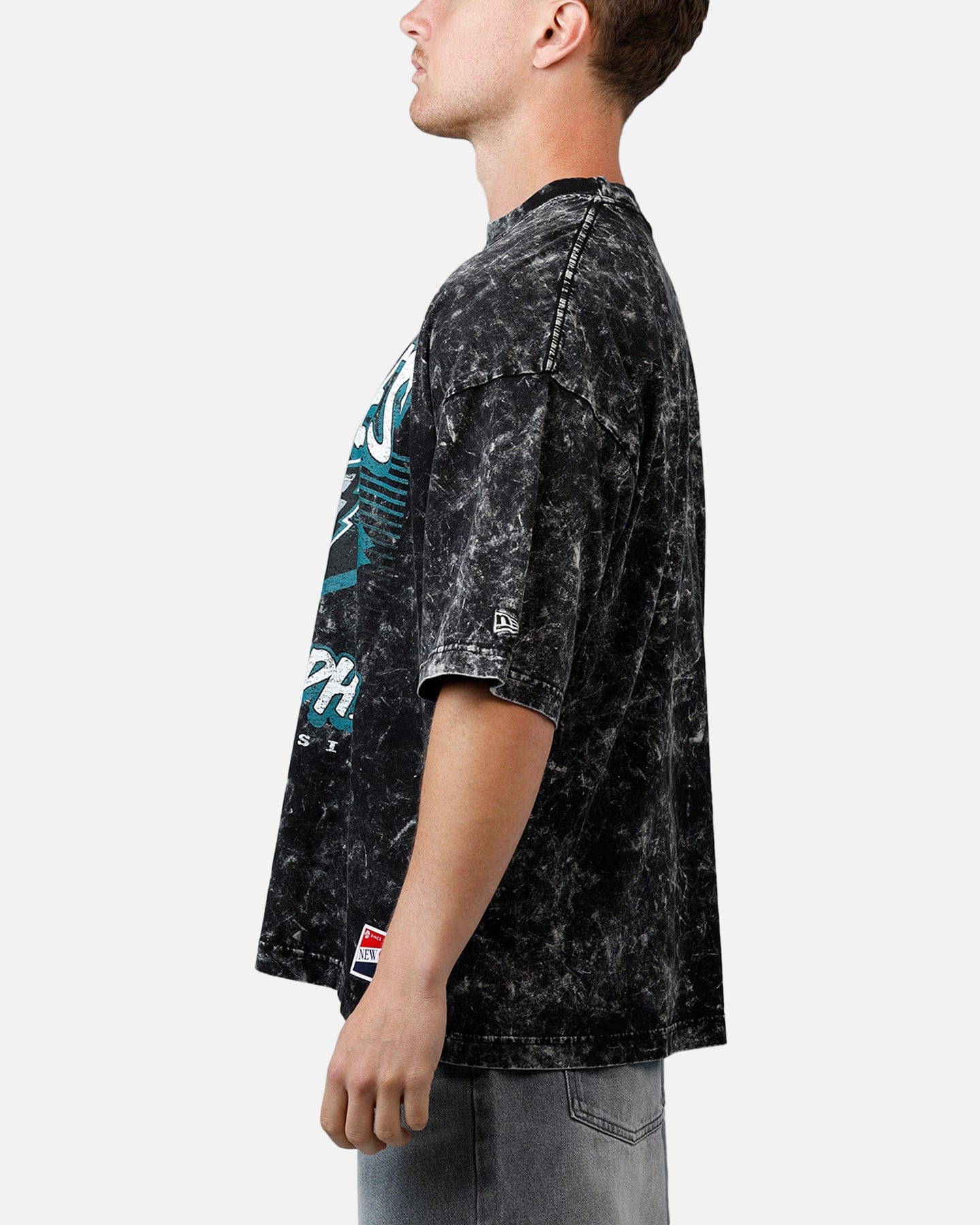 New Era Philadelphia Eagles Boxy Essentials T - Shirt Washed Black