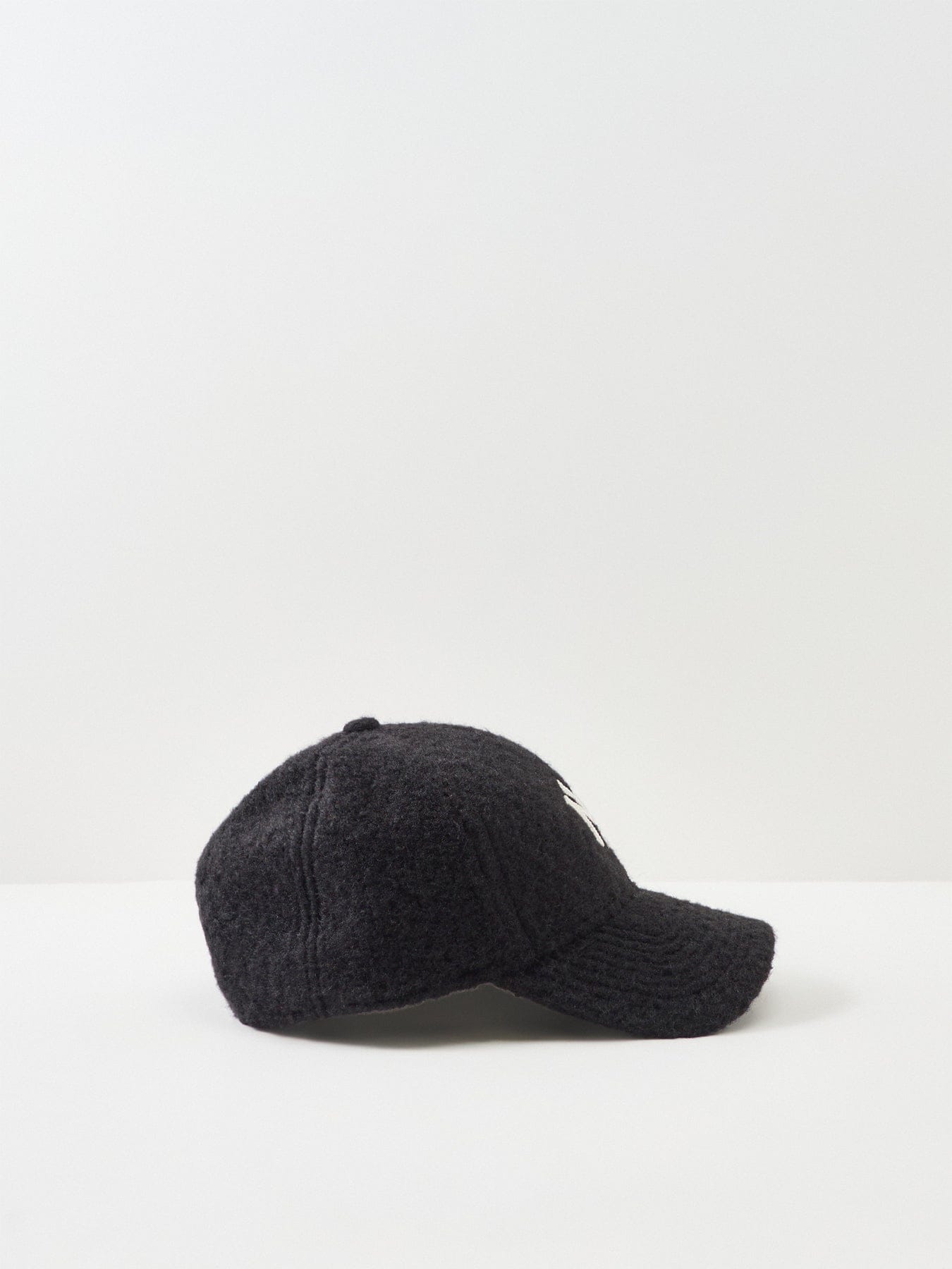 New Era Winter Borg 9 Forty NY Cap Black