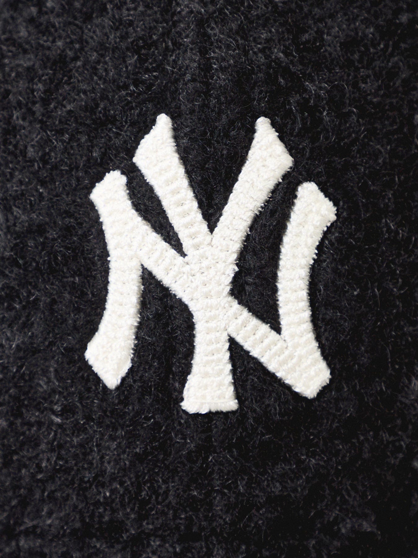 New Era Winter Borg 9 Forty NY Cap Black