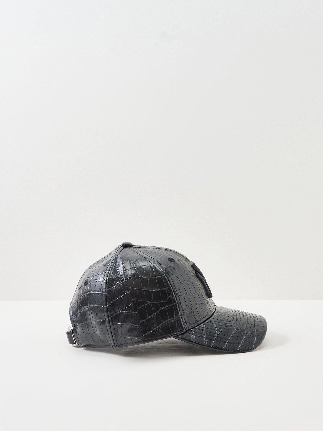 New Era Female Pattern PU 9FORTY NY Yankees Cap Black