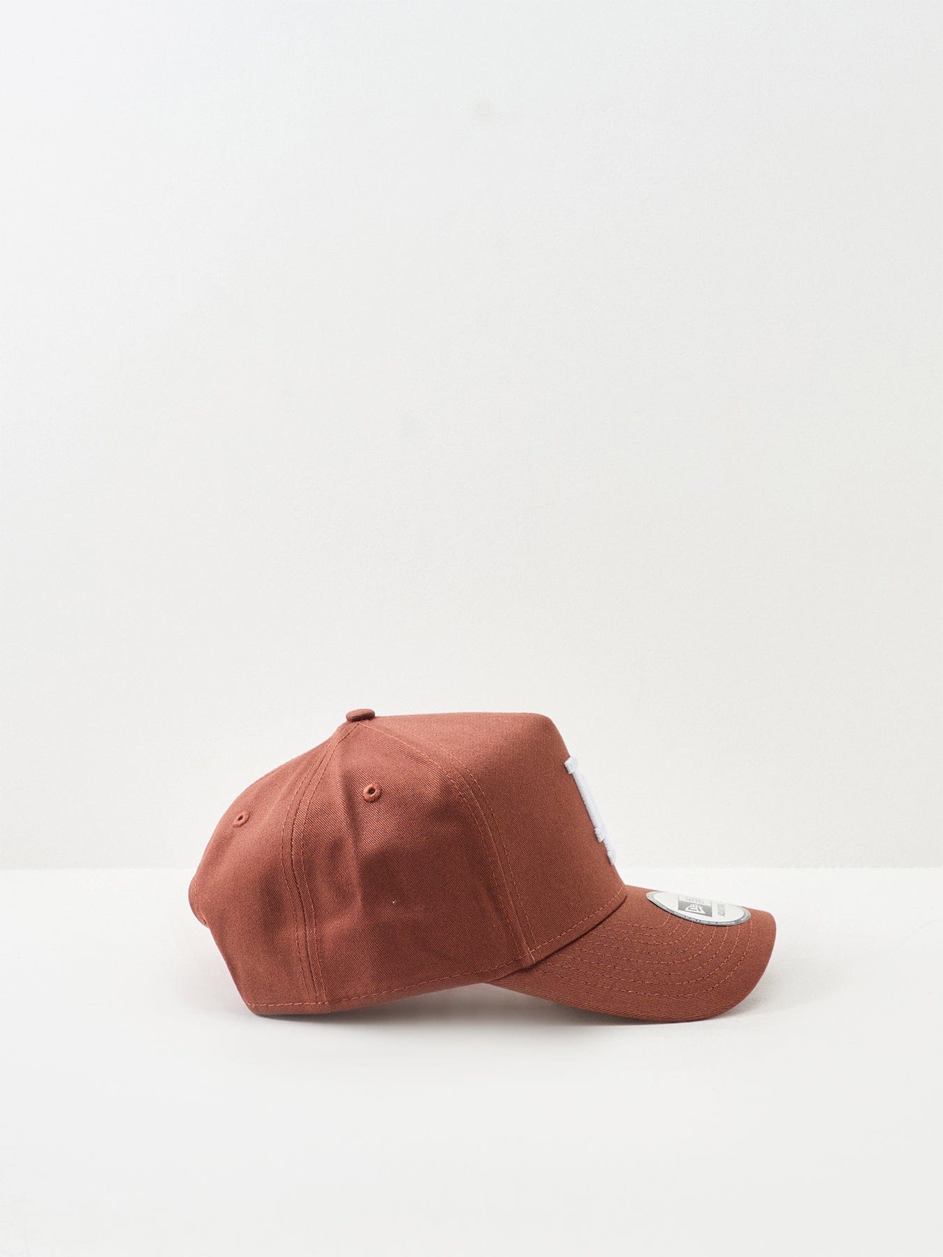 New Era League Essential E - Frame LA Cap Brown