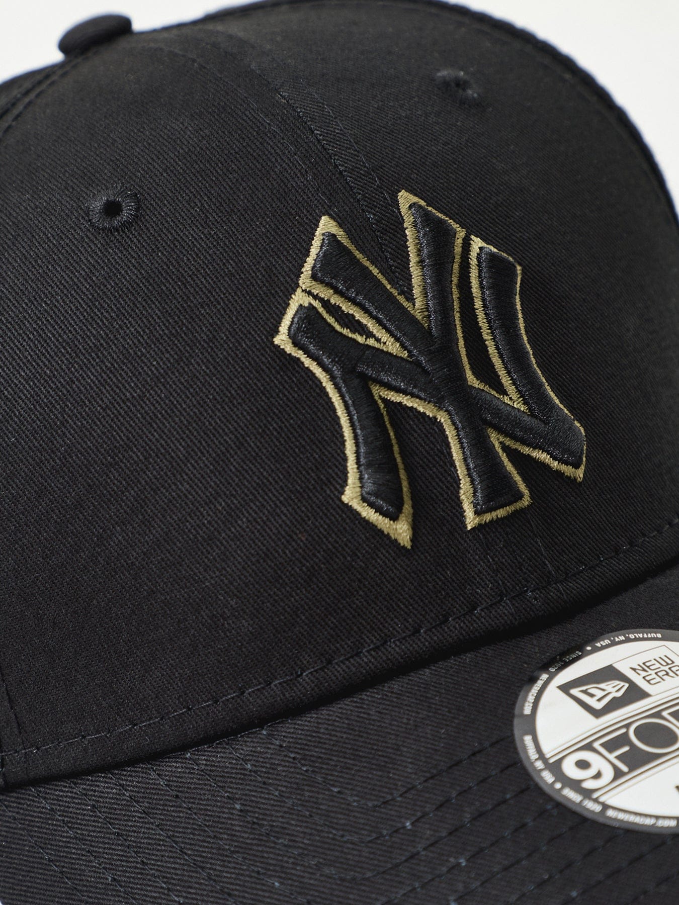 New Era Team Outline 9FORTY New York Yankees Cap Black