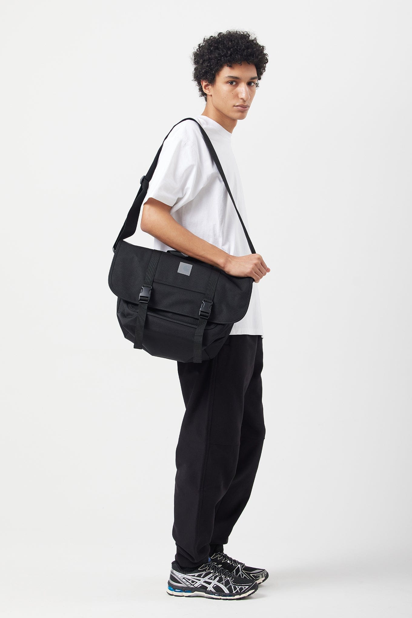 Carhartt WIP REFLECTIVE PARCEL BAG