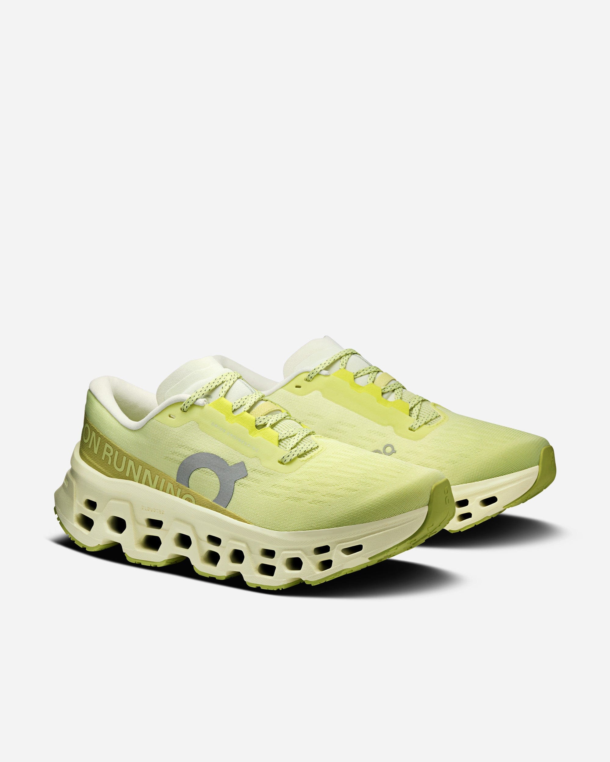 On AG (on Running) Cloudmonster 3