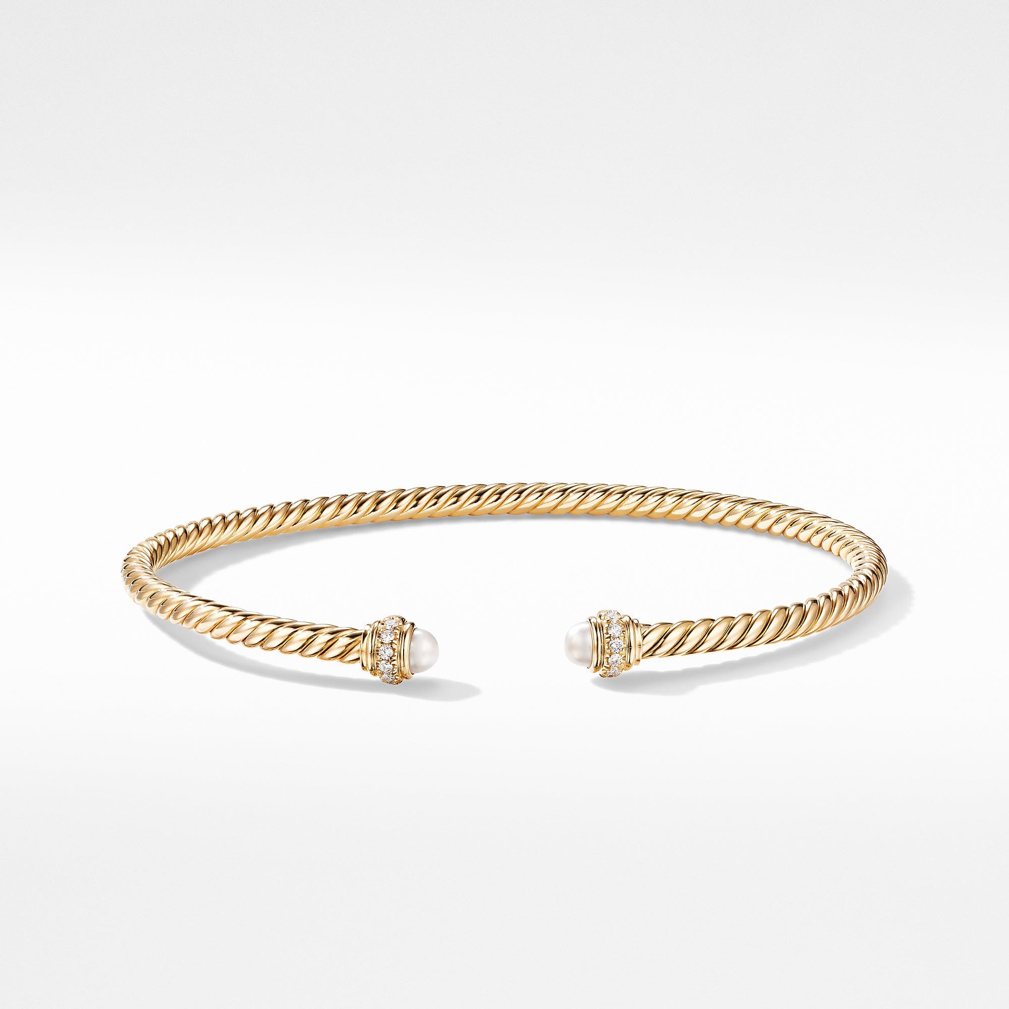 David Yurman Cable Spira® Bracelet in 18K Gold with Pearl, 3 mm, Size Medium