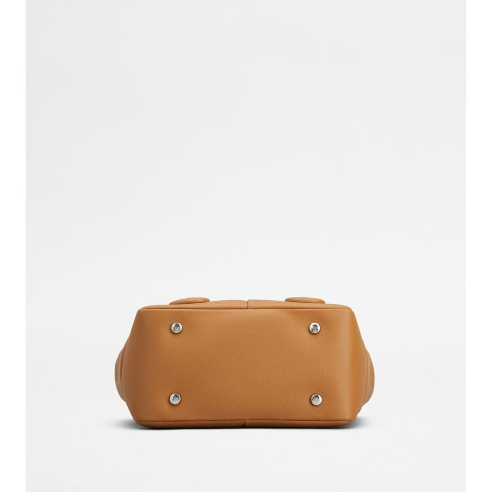Tod's Tods Di Bag Reverse In Leather Mini Brown
