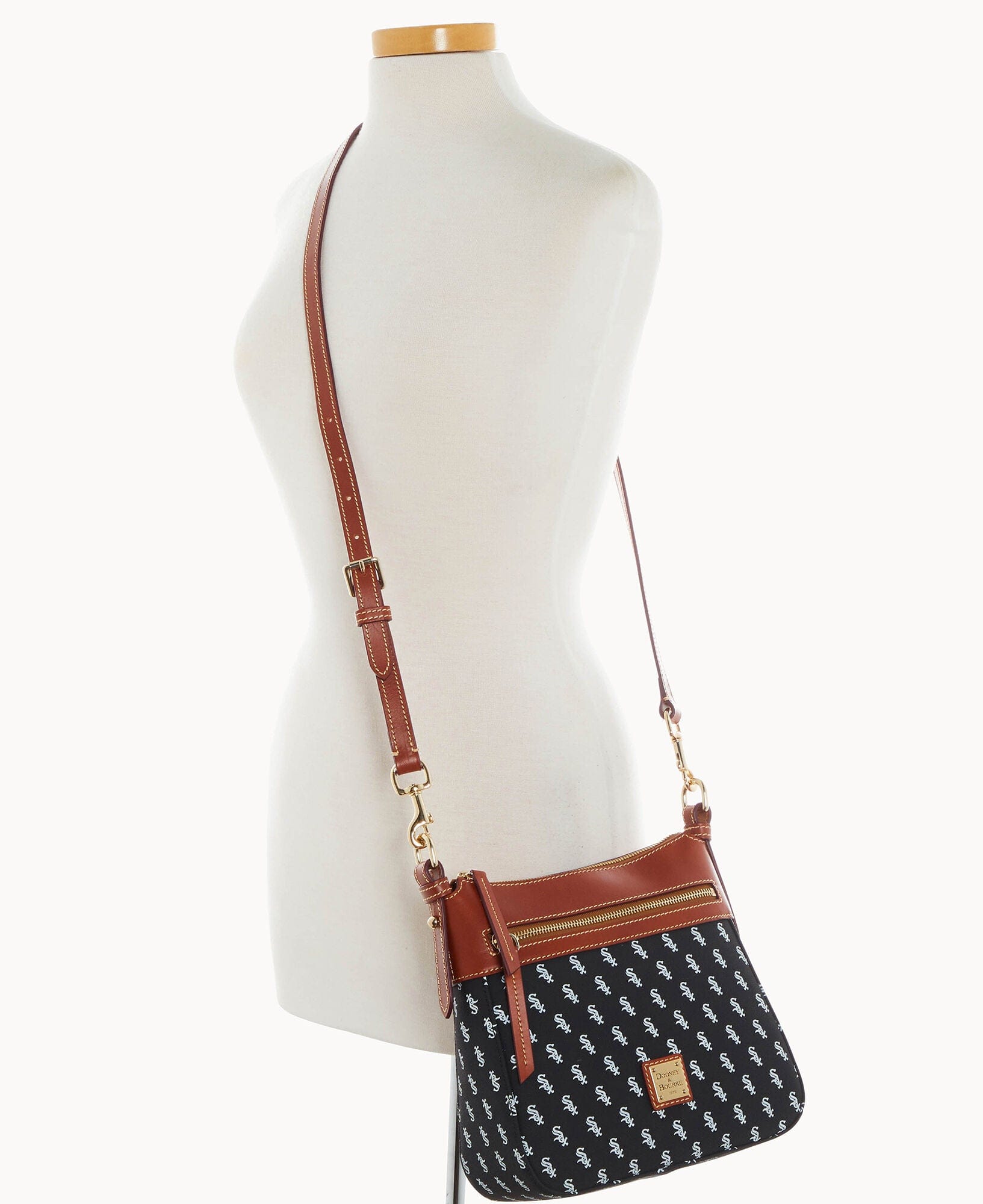 Dooney & Bourke MLB White Sox Crossbody 25