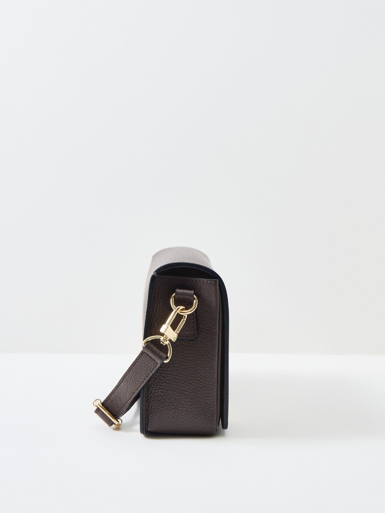 Apatchy London Newbury Leather Crossbody Bag Chocolate