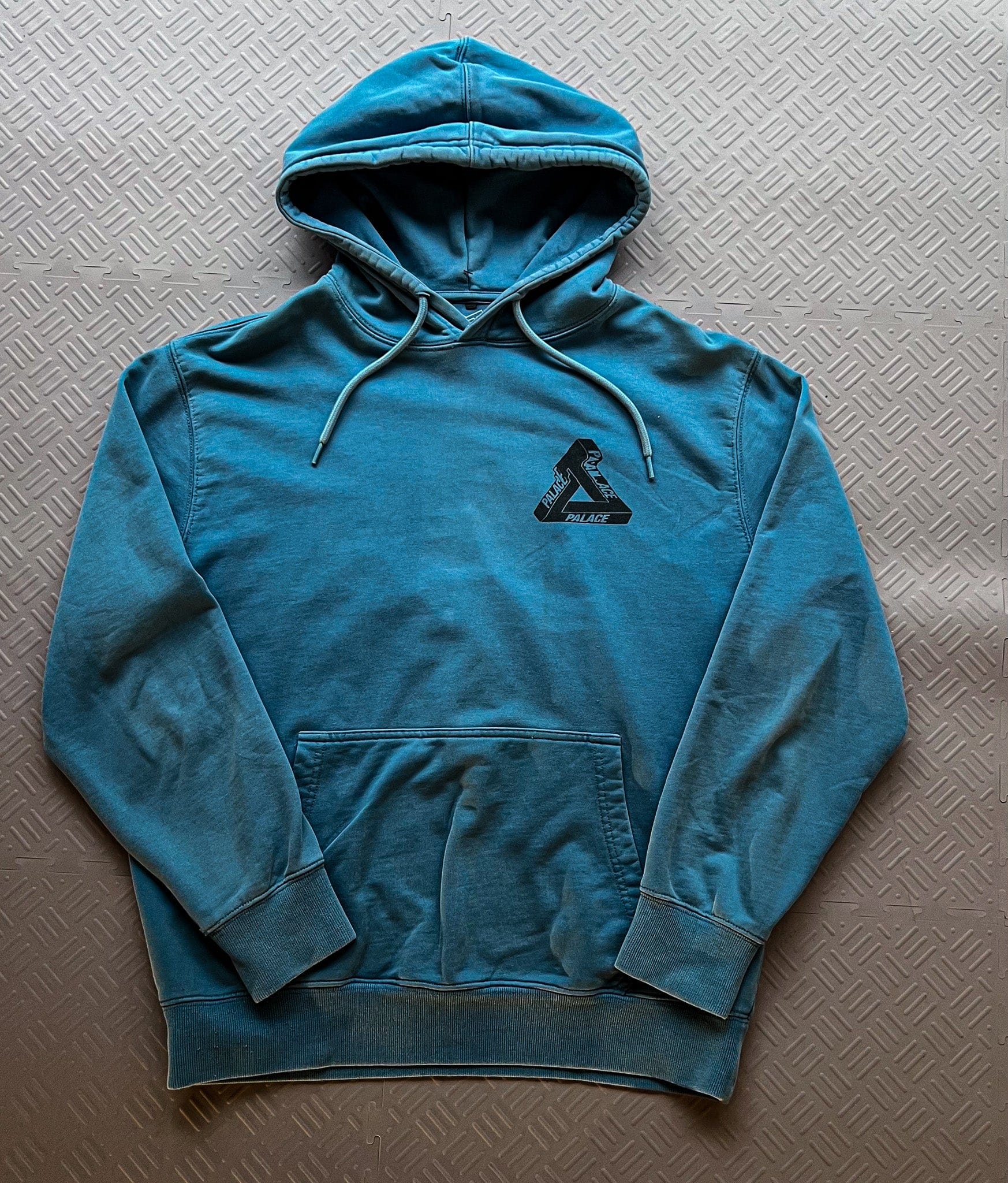 Palace FW18 Palace Tri Wobble Hoodie (M)