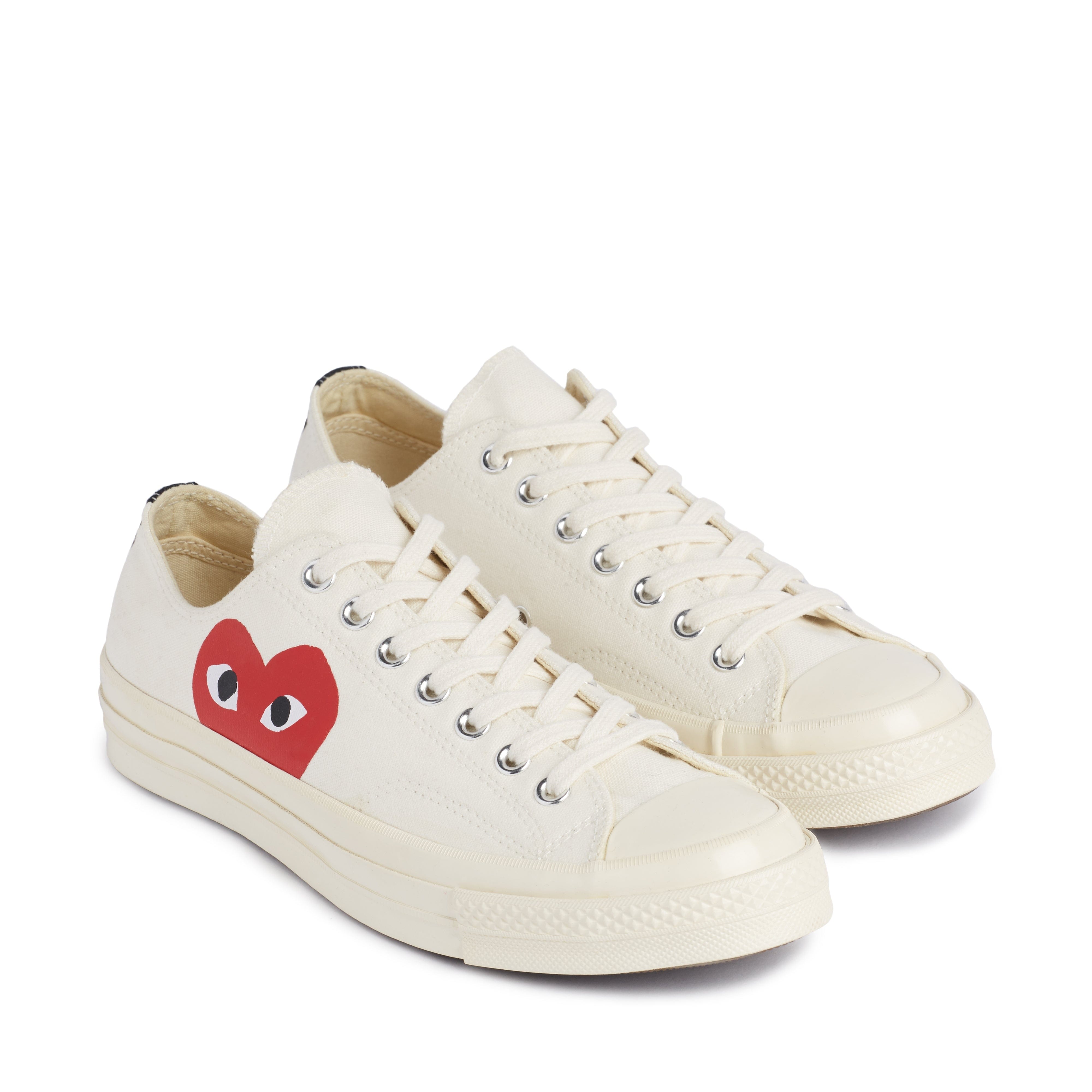 Play Converse - Red Heart Chuck Taylor All Star '70 Low - (White)