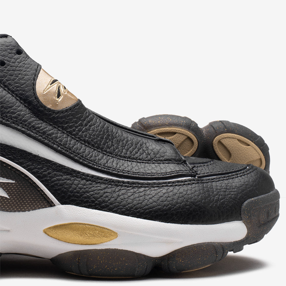 Reebok THE ANSWER DMX BLACK / GOLD