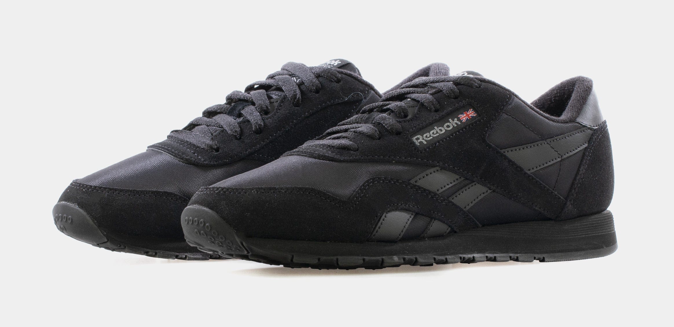 Reebok CL Nylon Mens Lifestyle Shoes (Black)