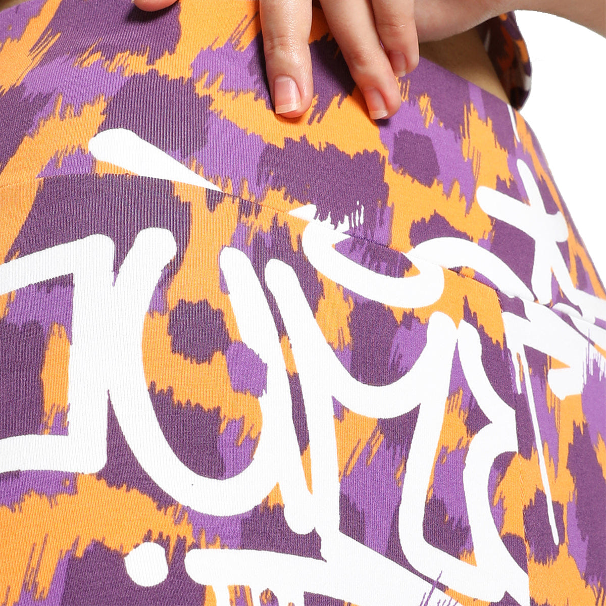 PUMA X - GIRL Shorts Clementine