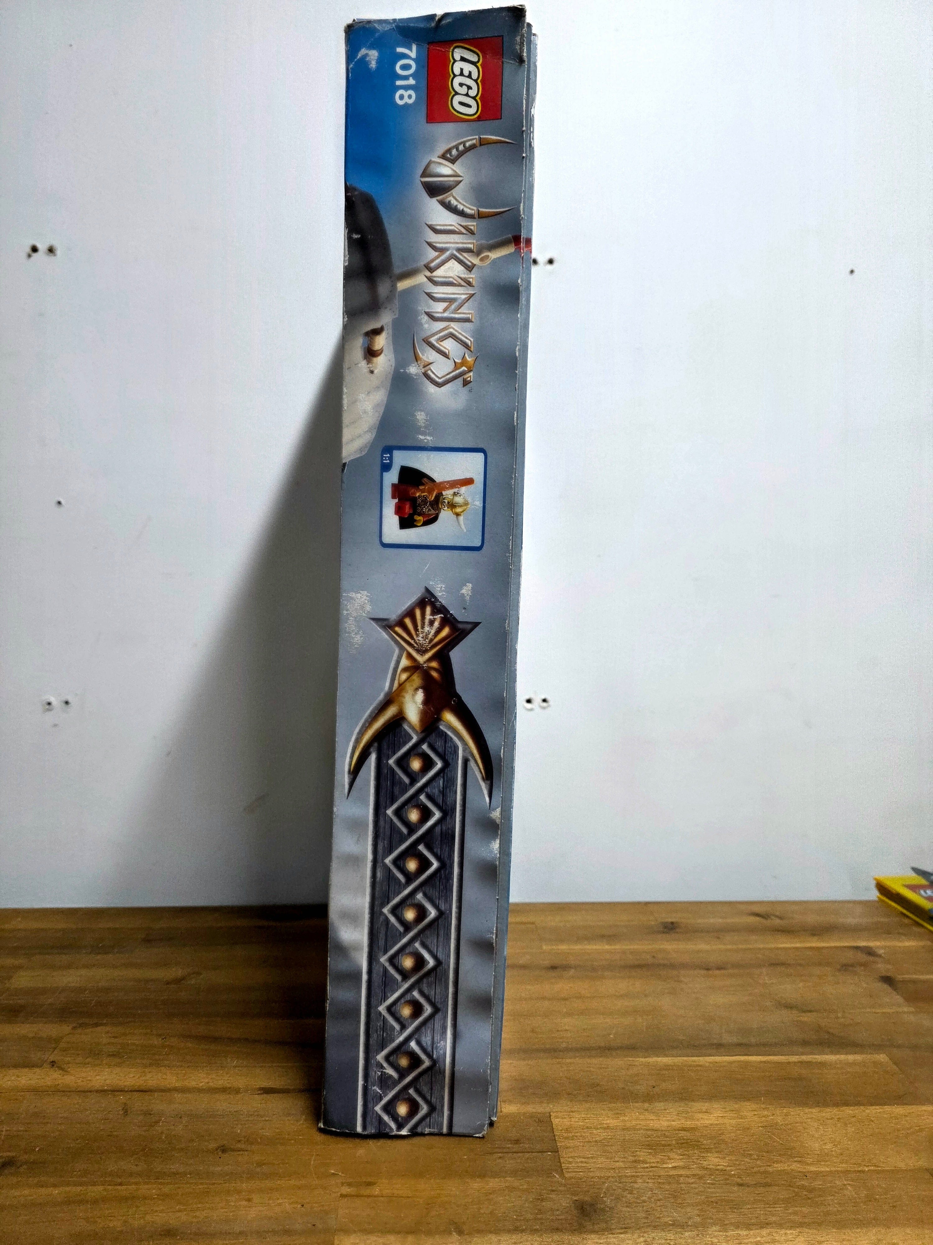 LEGO Viking Ship vs. the Midgard Serpent 7018 (Damaged Box)