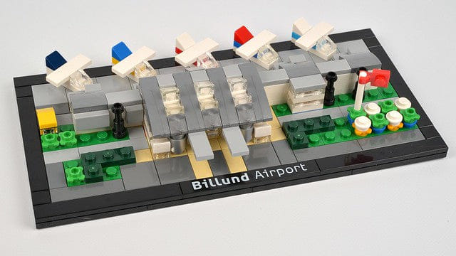 LEGO Exclusive Billund Airport 4000016