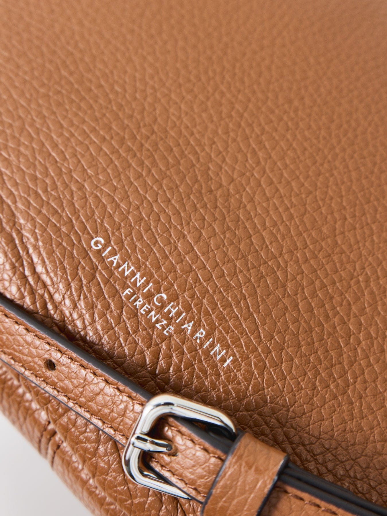 Gianni Chiarini Cleo Medium Shoulder Bag Tan