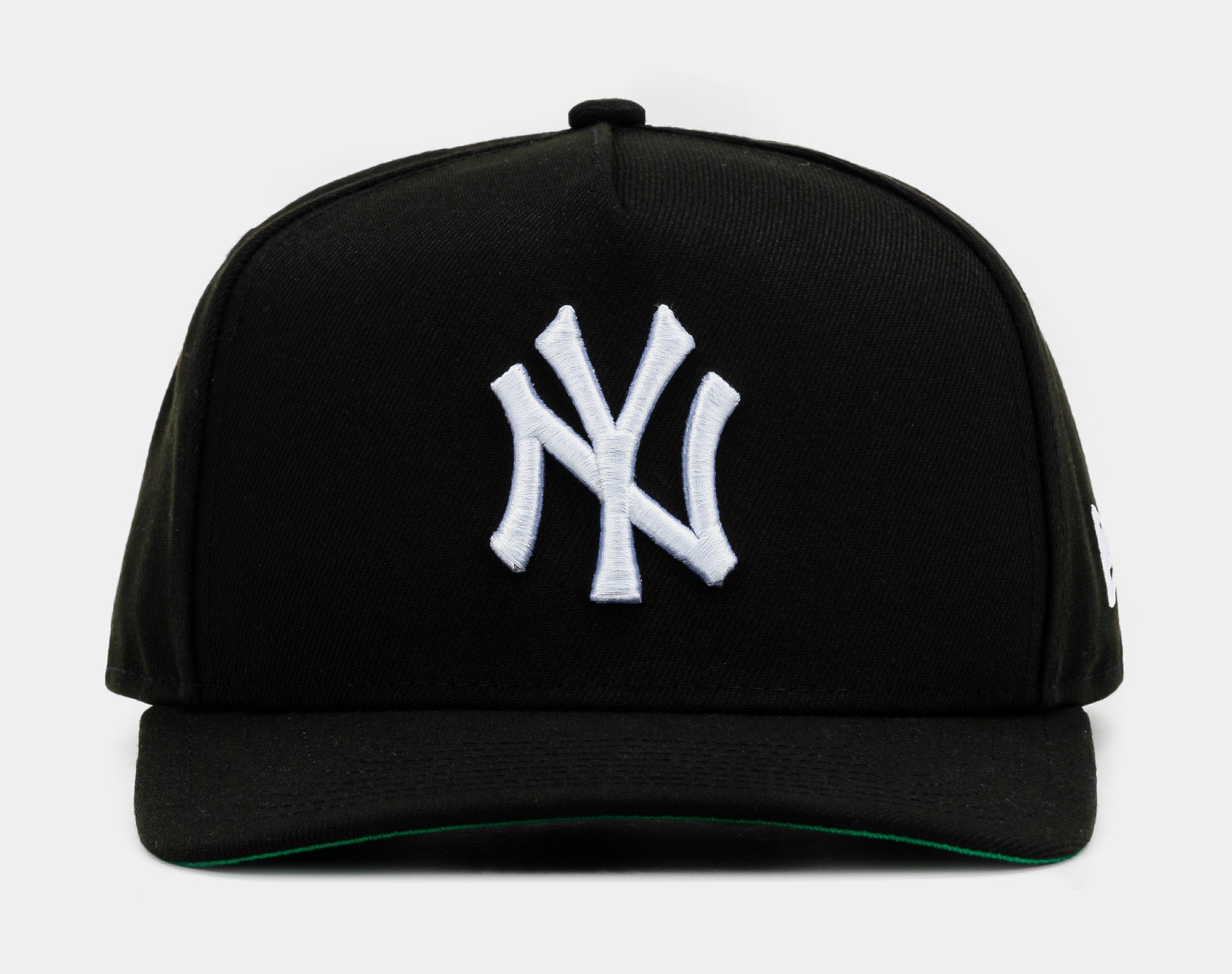 NEW ERA Shoe Palace Exclusive New York Yankees Curve 950AF Snapback Mens Hat (Black/Black)