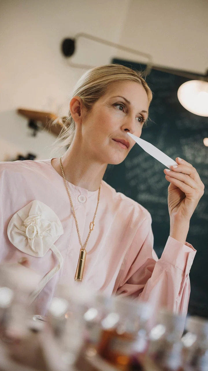 Veronique Gabai Rose Premiere By Kelly Rutherford