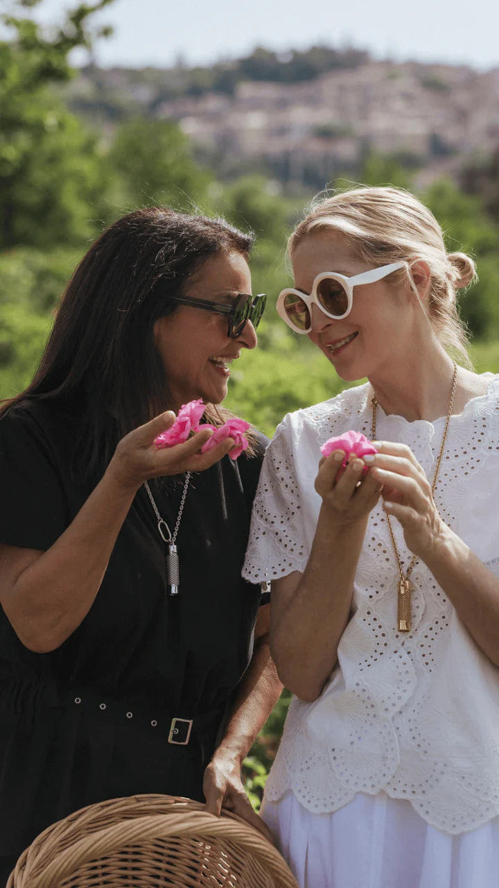 Veronique Gabai Rose Premiere By Kelly Rutherford