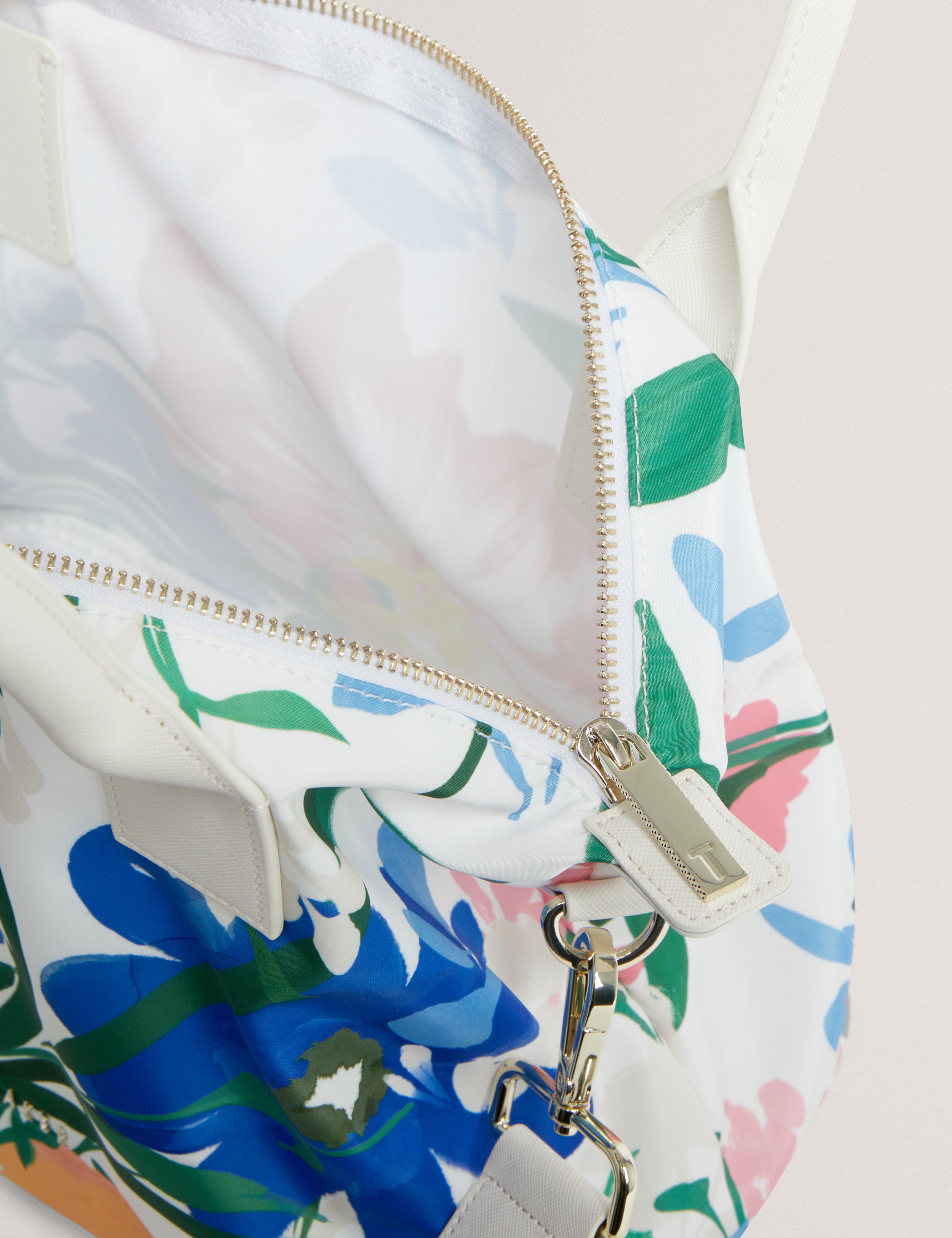 WHITE* Quen Printed Nylon Tote Bag White Black