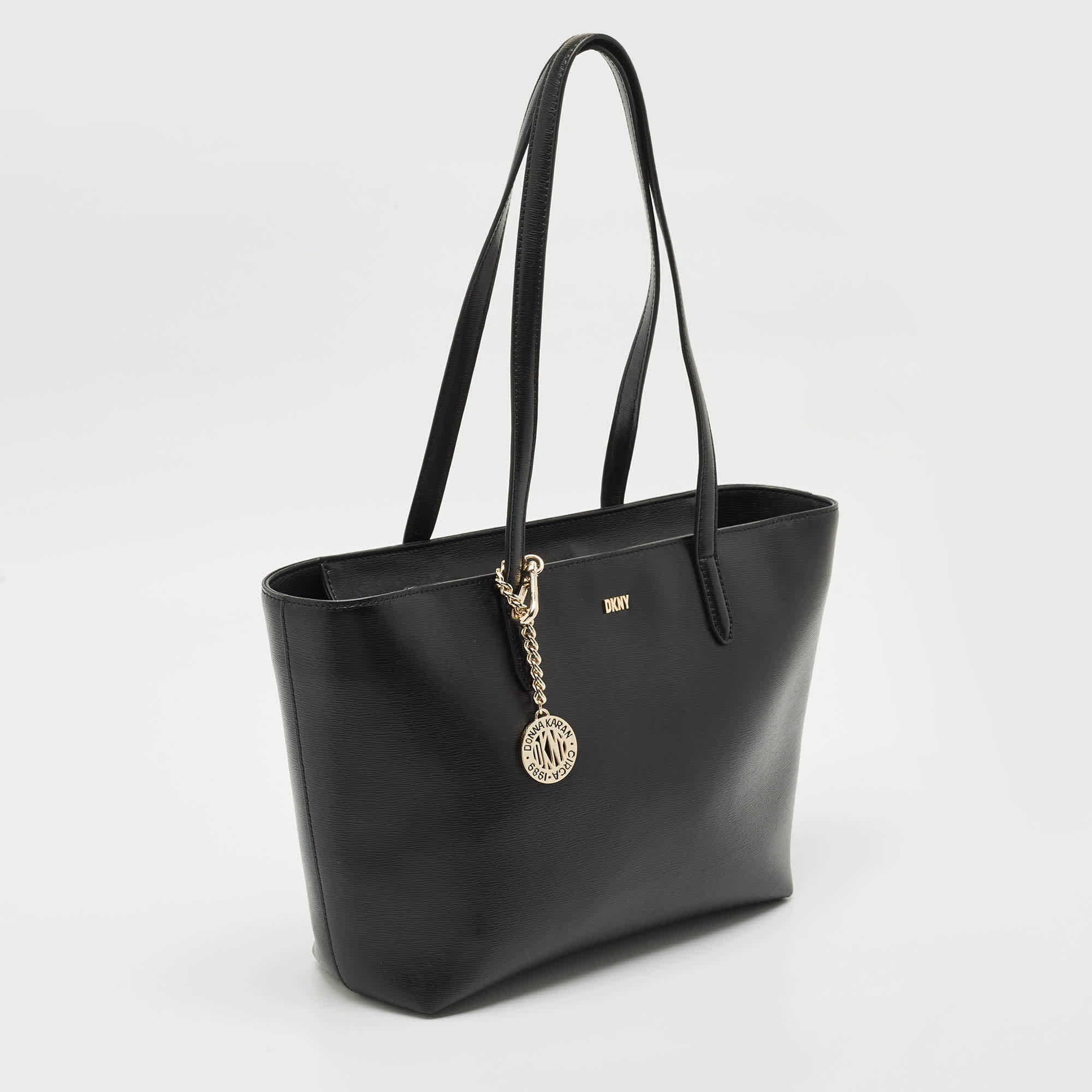 Dkny Bryant Black Leather Totes Bag