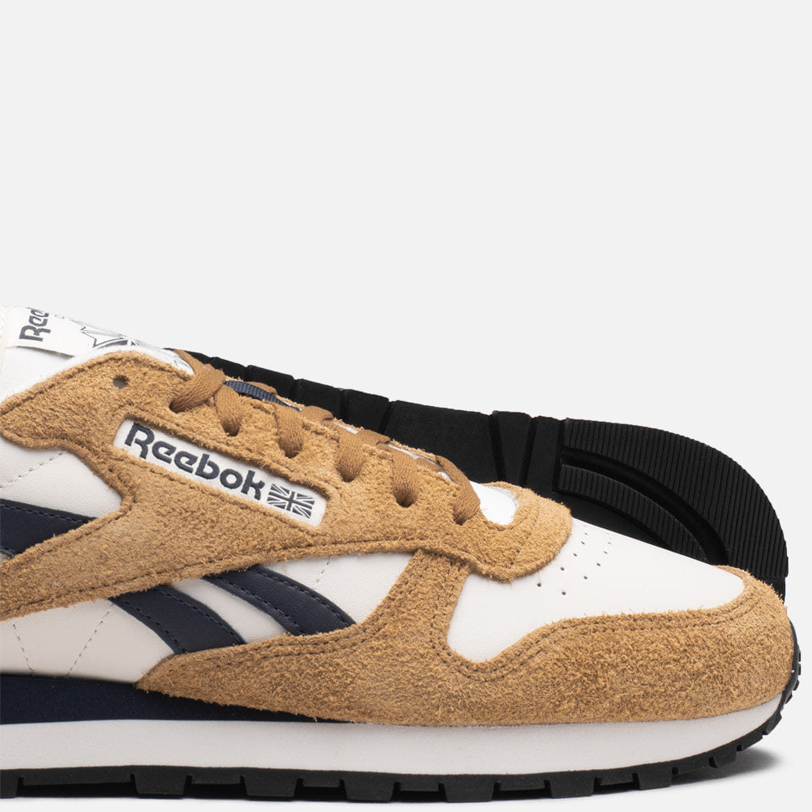 Reebok CLASSIC LEATHER - Chalk / Wild Brown / Vector Navy