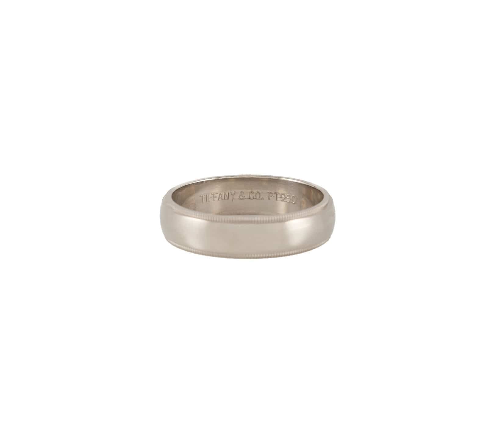 Tiffany & Co. Gents Classic Milgrain Wedding Band Ring in Platinum
