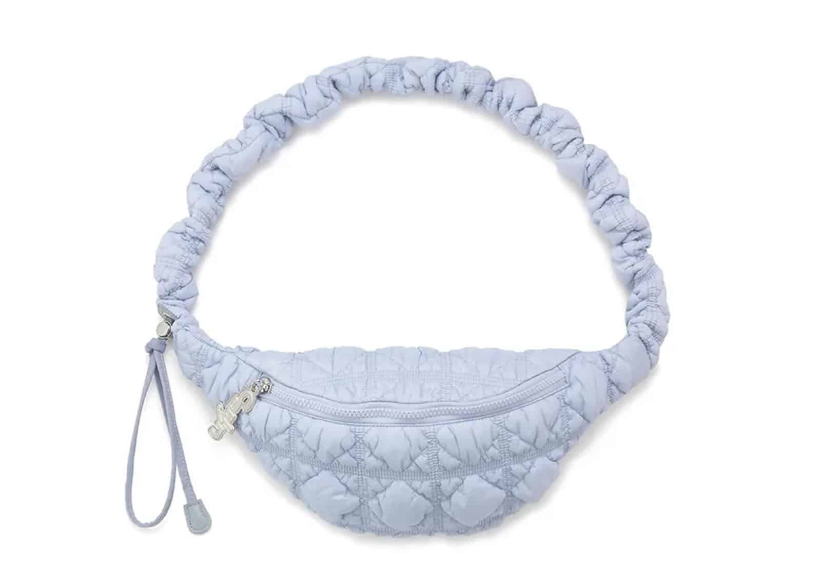 Carlyn Cozy Fanny Bag Cloud Blue H73113010