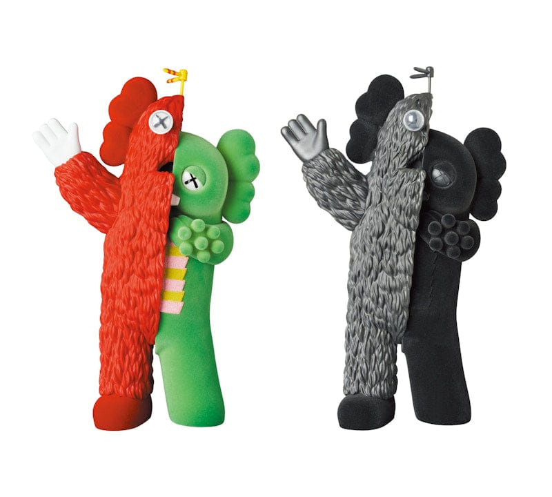 KAWS KACHAMUKKU Vinyl Figure Green/Red & Black Set