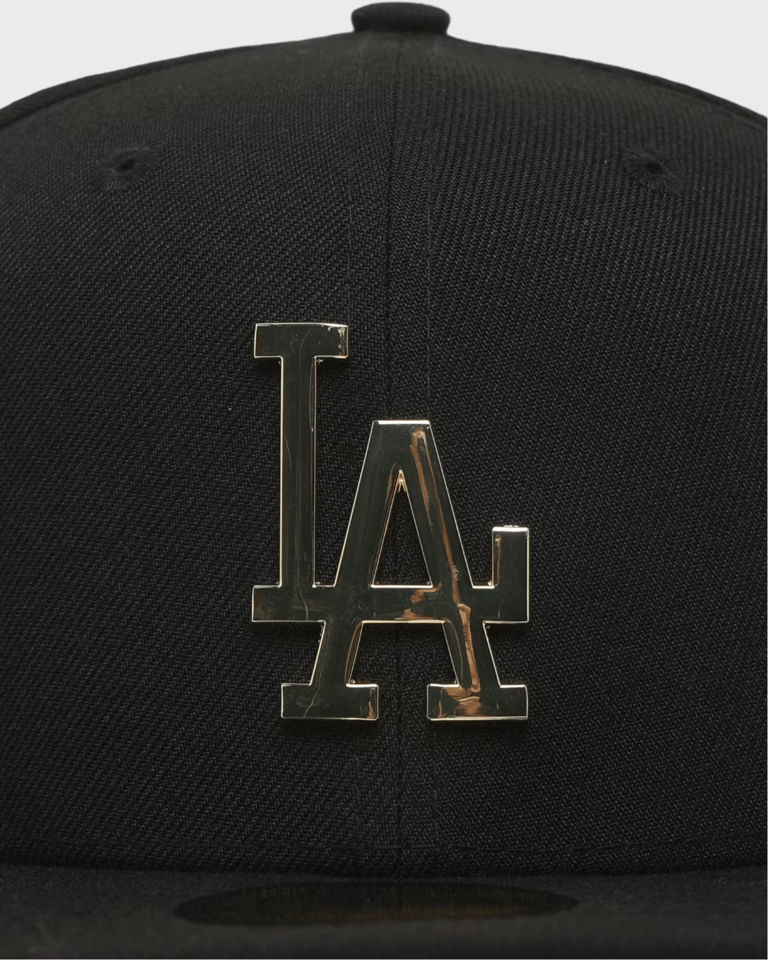 New Era Los Angeles Dodgers 59FIFTY Gold Metal Badge Black