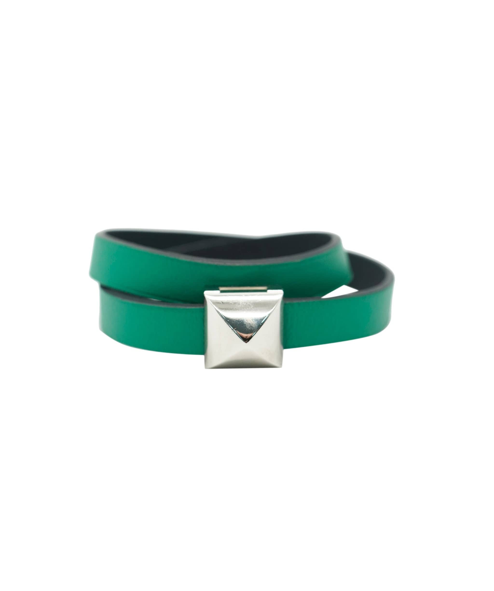 Hermès Médor double tour bracelet, reversible, very good conditions DBXS3374