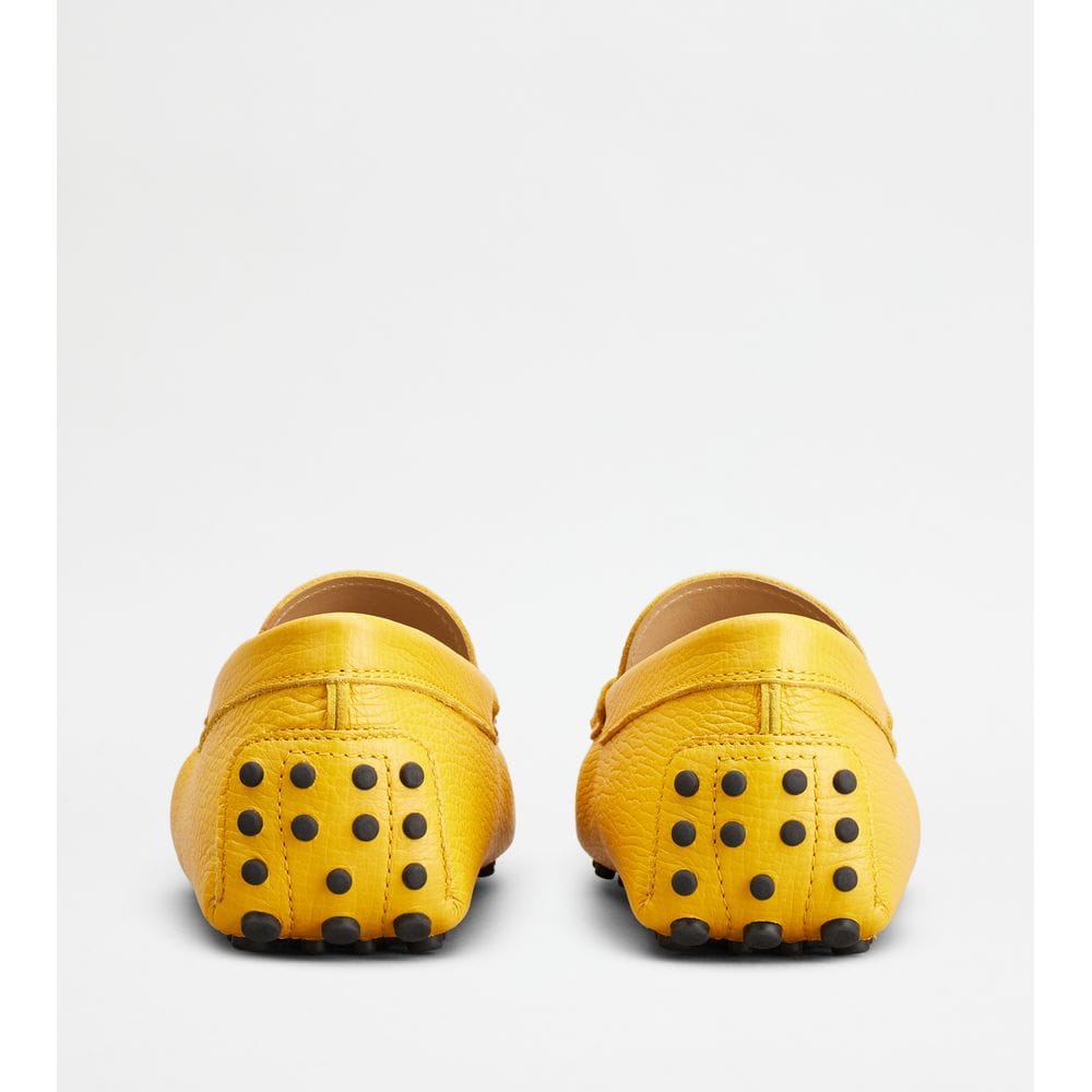 Tod's Tods Gommino Driving Shoes In Leather Yellow Mens